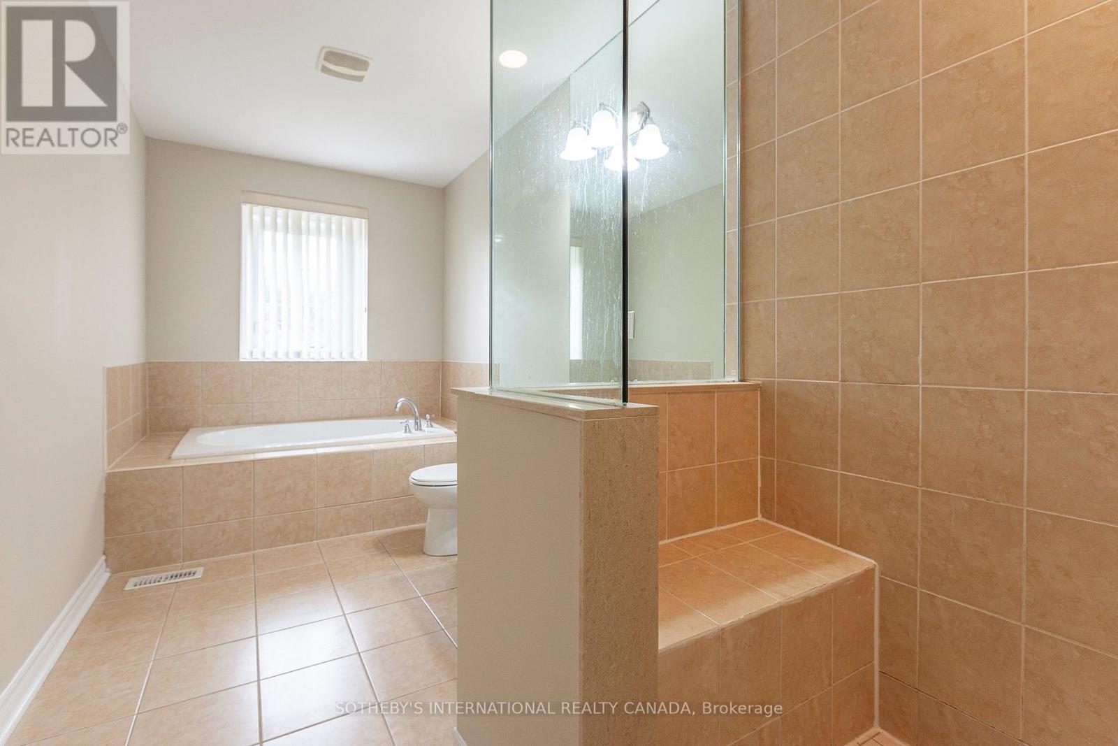 60 Routliffe Lane, Toronto, Ontario  M2N 0A5 - Photo 32 - C13748790