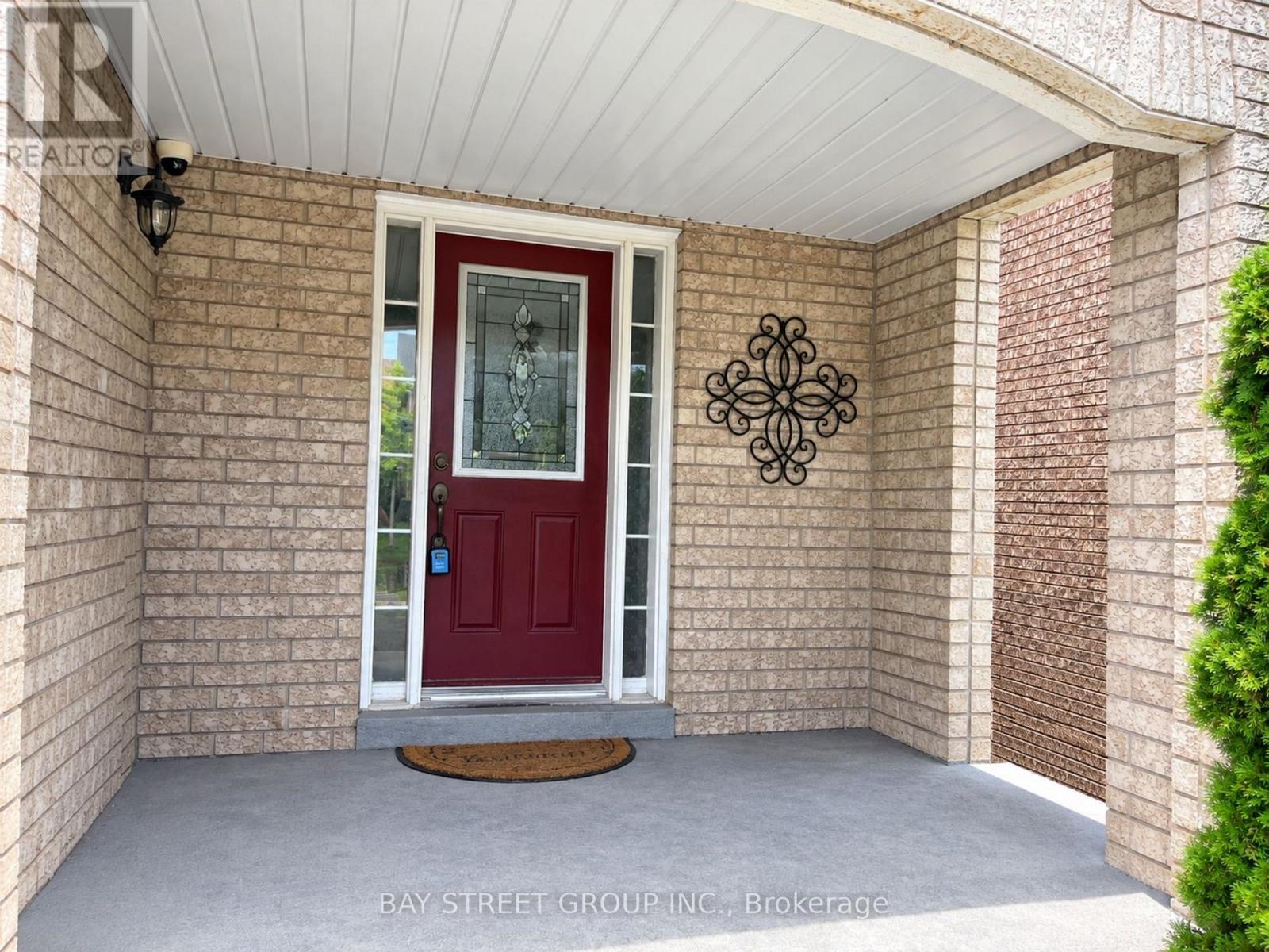 63 Aylesworth Avenue, Clarington, Ontario  L1E 3J8 - Photo 3 - E13749602
