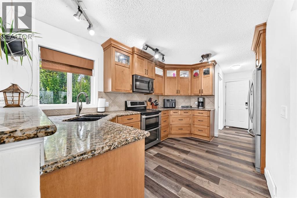 21 Ranch Road, Okotoks, Alberta  T1S 1W8 - Photo 4 - A2342649