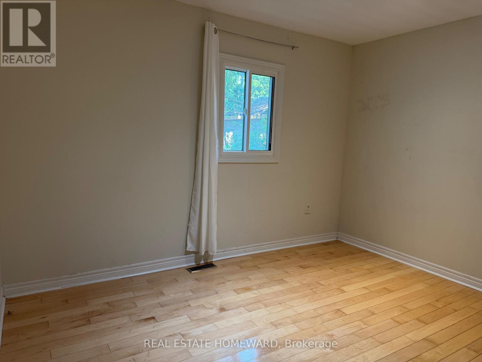 120 Baker Avenue, Richmond Hill, Ontario  L4C 1X4 - Photo 8 - N13749598