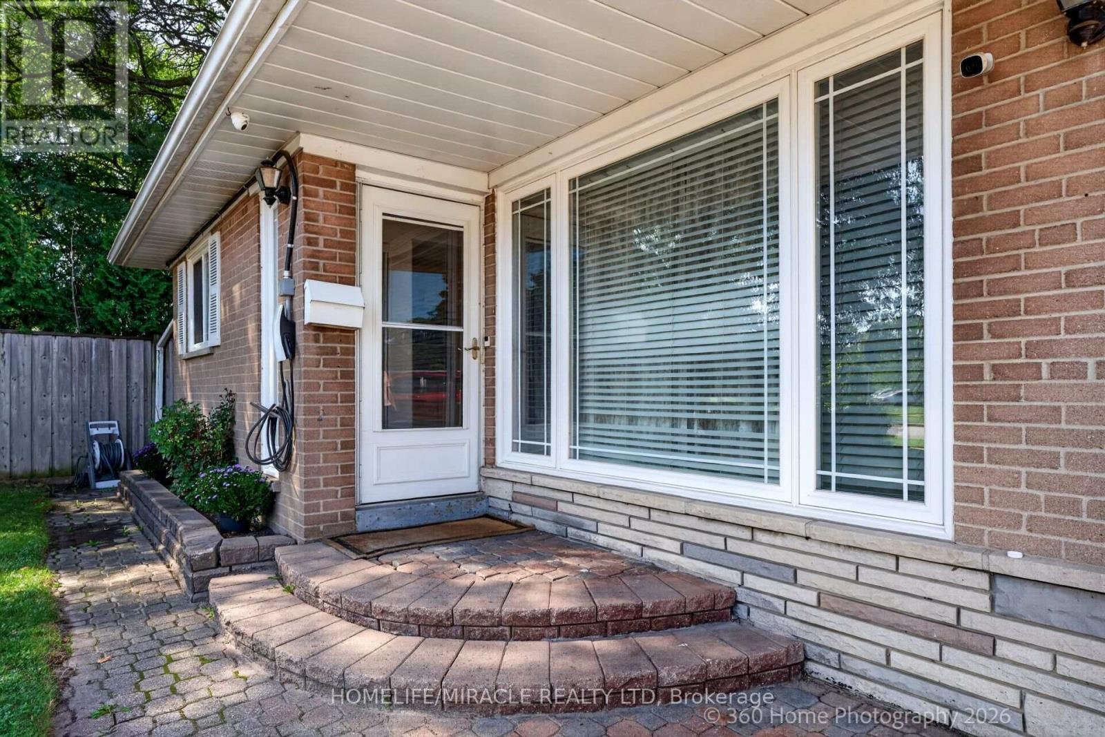 178 Kingsview Boulevard, Toronto, Ontario  M9R 1V5 - Photo 10 - W13749610