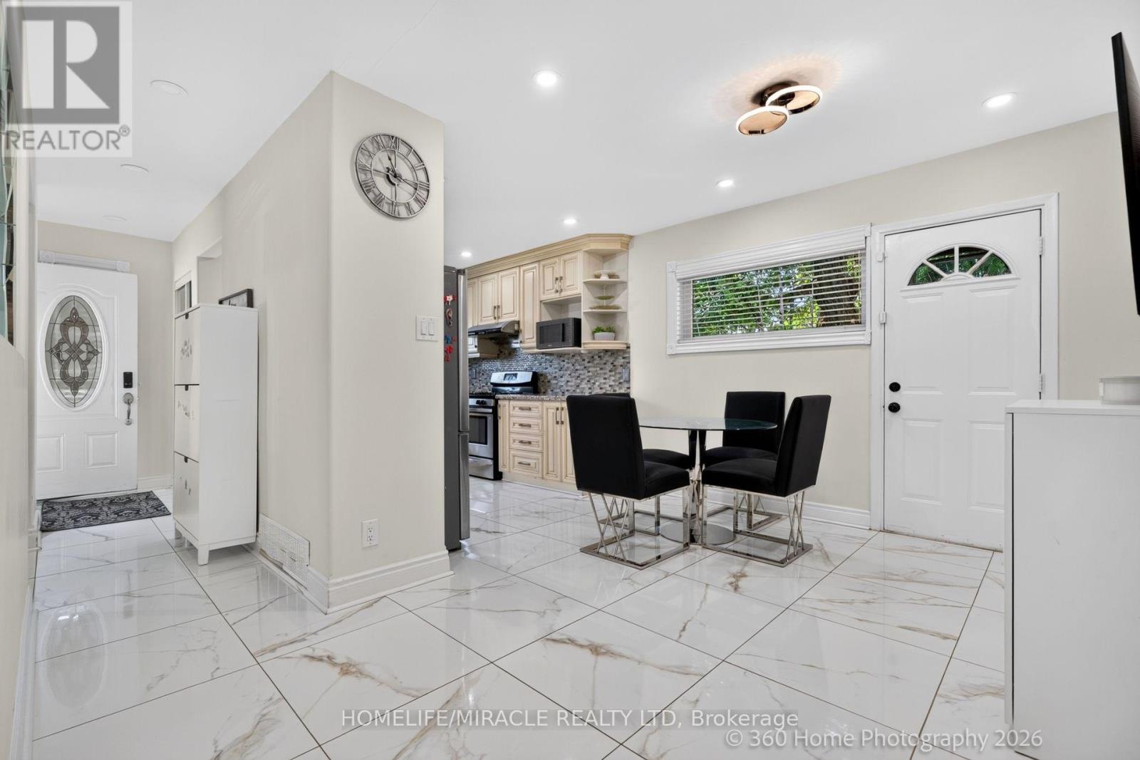 178 Kingsview Boulevard, Toronto, Ontario  M9R 1V5 - Photo 21 - W13749610