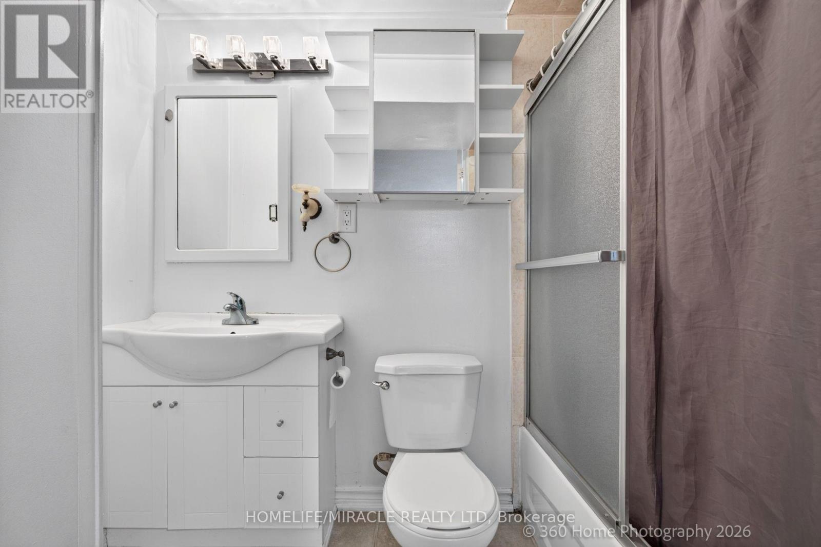 178 Kingsview Boulevard, Toronto, Ontario  M9R 1V5 - Photo 25 - W13749610