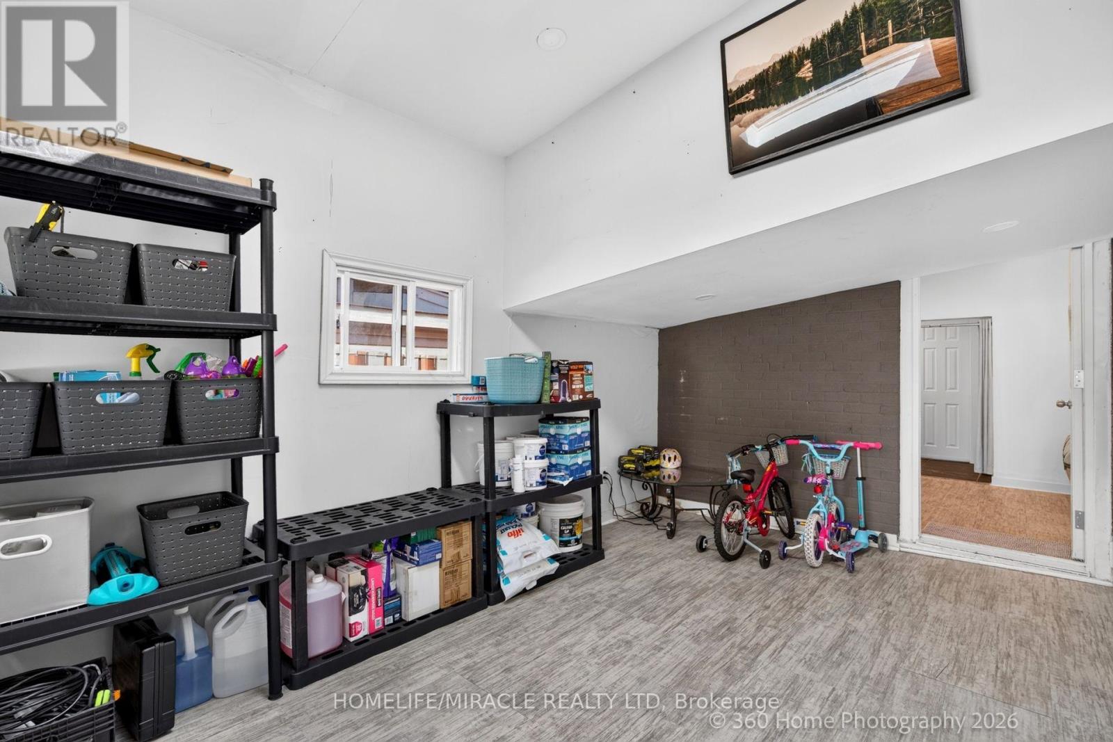 178 Kingsview Boulevard, Toronto, Ontario  M9R 1V5 - Photo 9 - W13749610