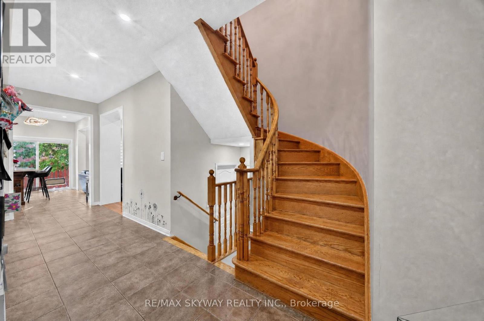59 Crystal Glen Crescent, Brampton, Ontario  L6X 0K2 - Photo 21 - W13749618