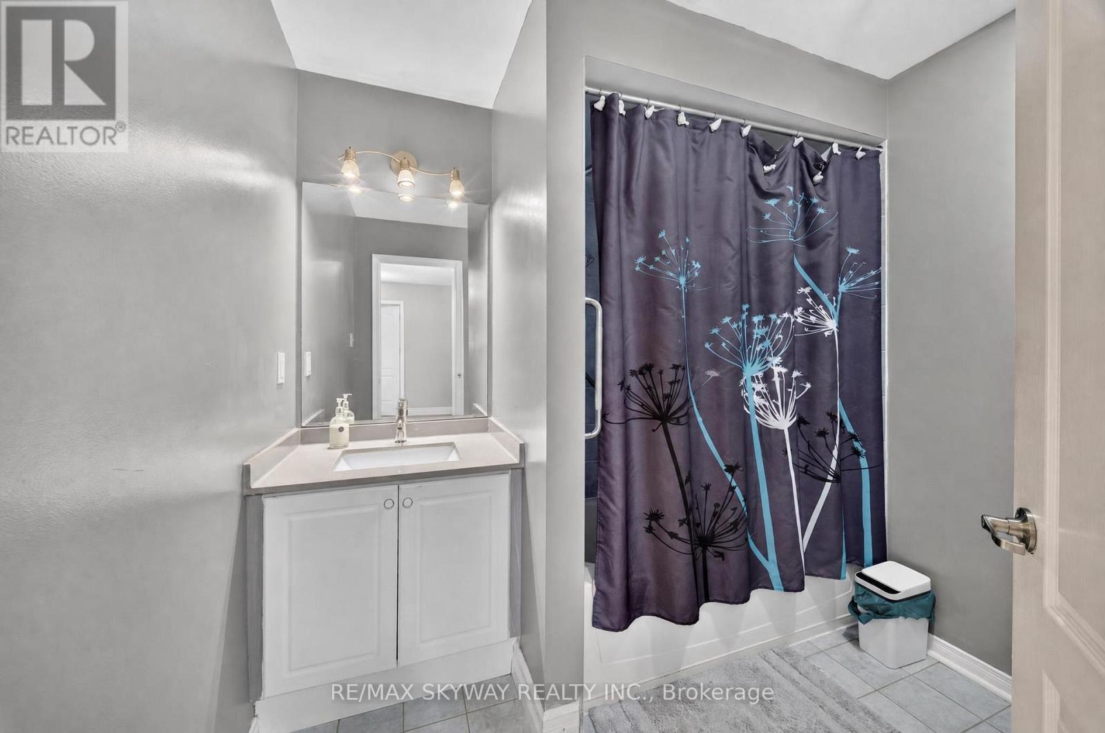 59 Crystal Glen Crescent, Brampton, Ontario  L6X 0K2 - Photo 33 - W13749618