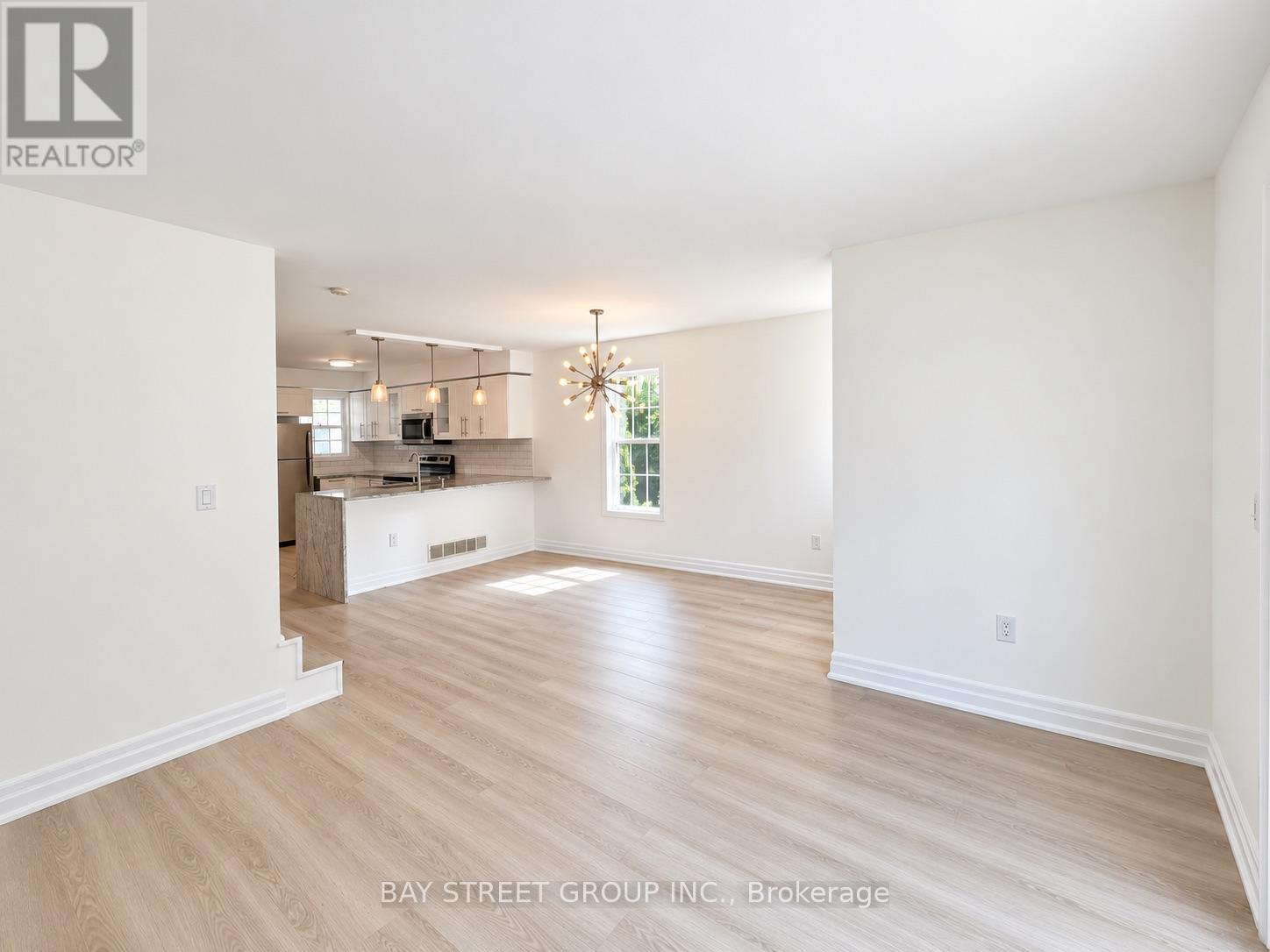 513 Mariner Drive, Waterloo, Ontario  N2K 3Y7 - Photo 6 - X13749622