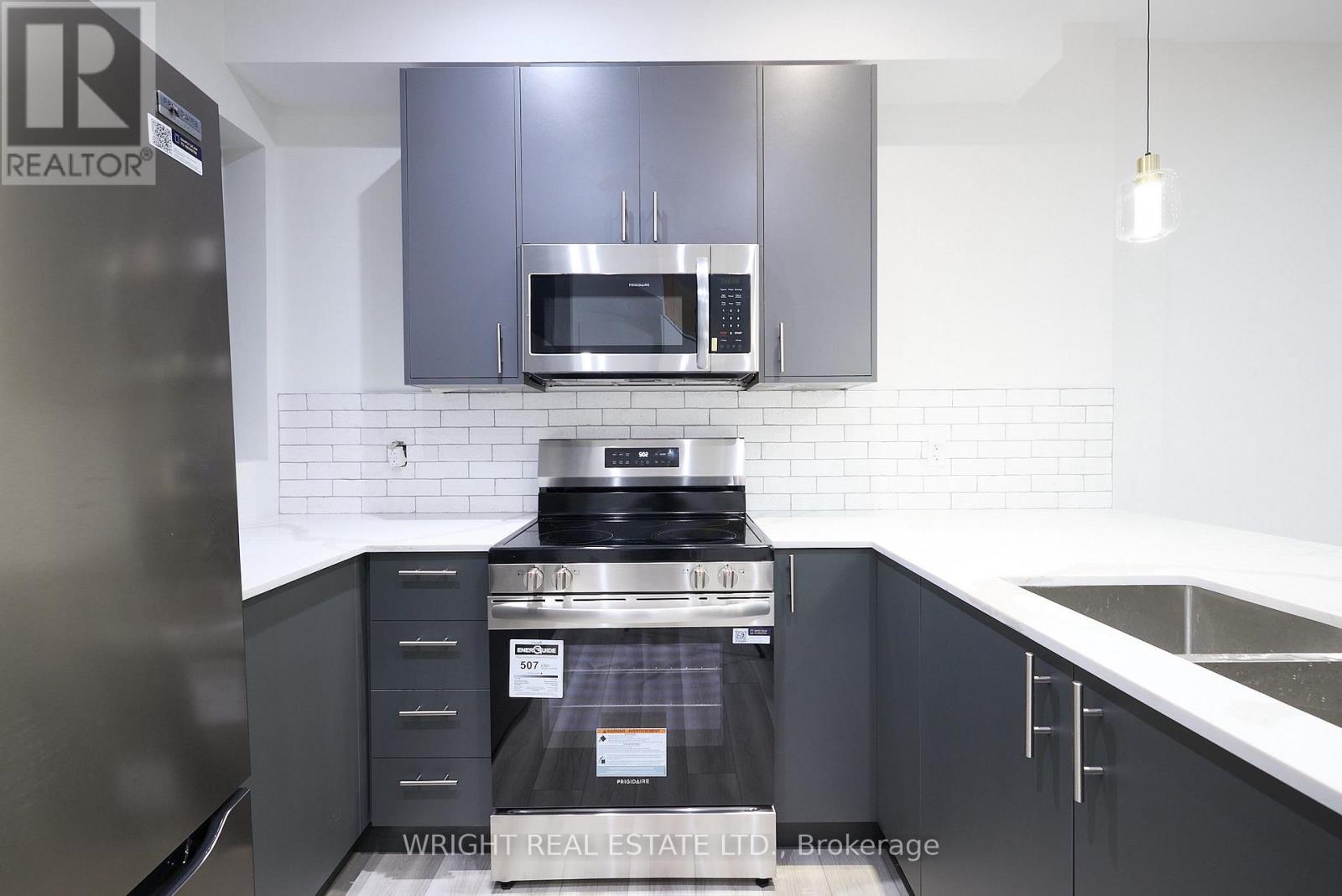 71 Oxford Street, Toronto, Ontario  M5T 1P2 - Photo 5 - C13724898