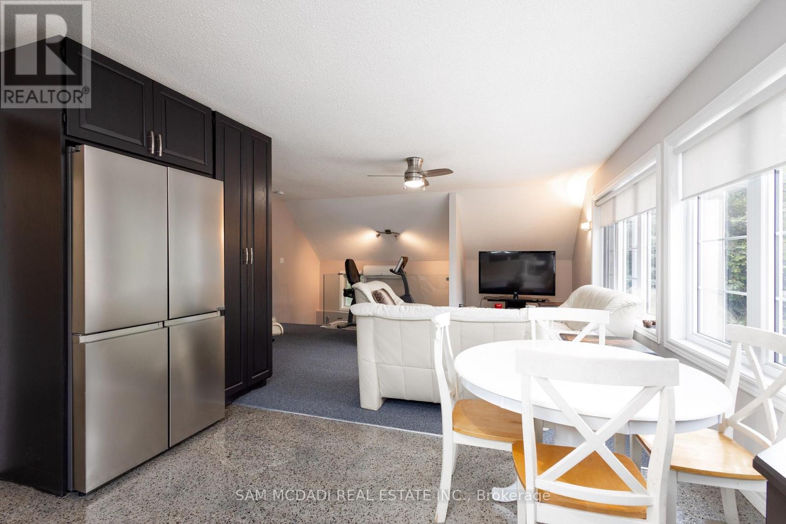 Upper - 14011 Trafalgar Road, Halton Hills, Ontario L7G 4S4 - Photo 8 - W13748658