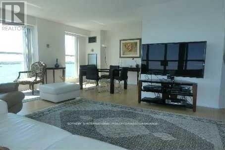 1207 - 99 Harbour Square, Toronto, Ontario  M5J 2H2 - Photo 3 - C13749642
