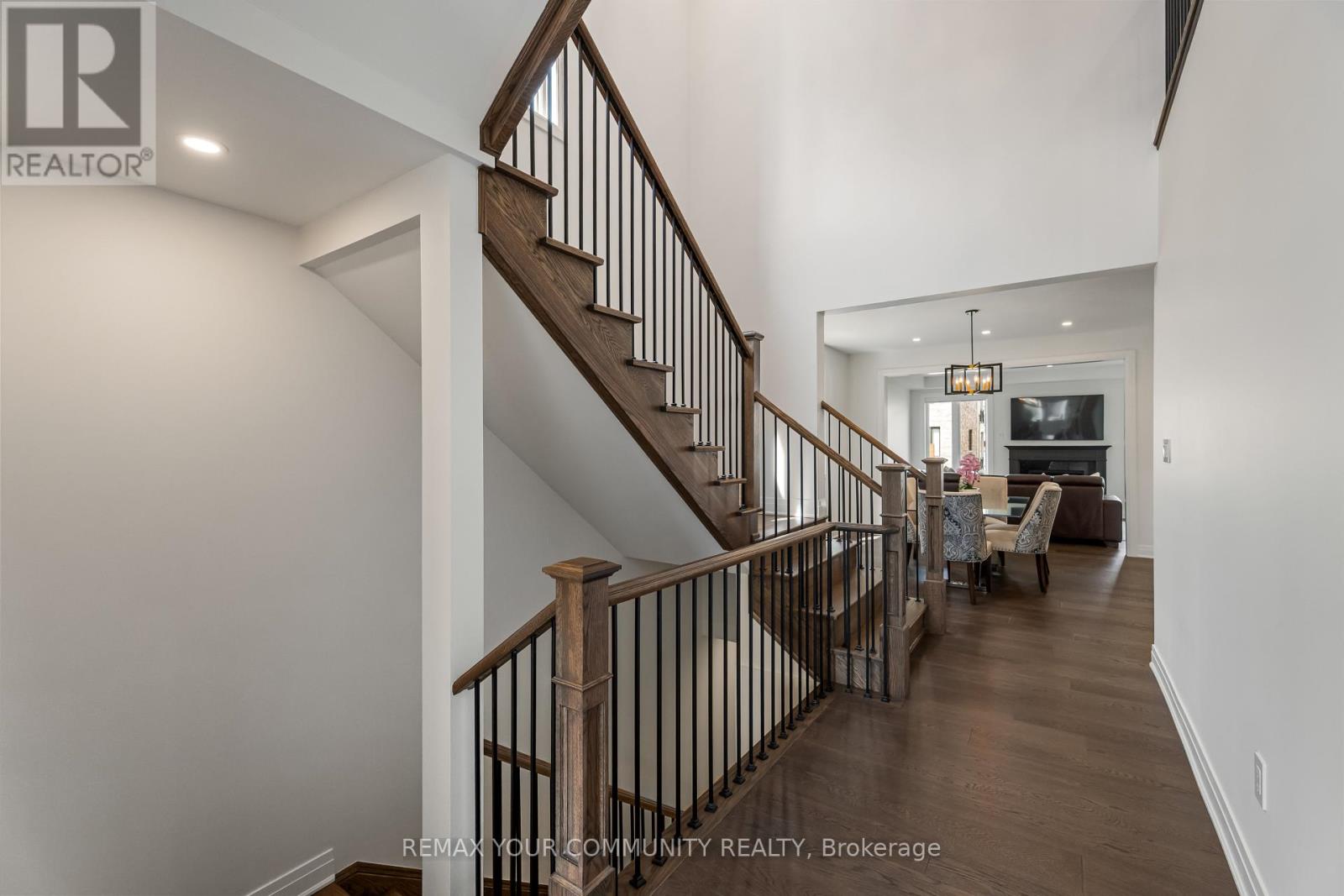 614 Newlove Street, Innisfil, Ontario  L9S 0S2 - Photo 5 - N13749636