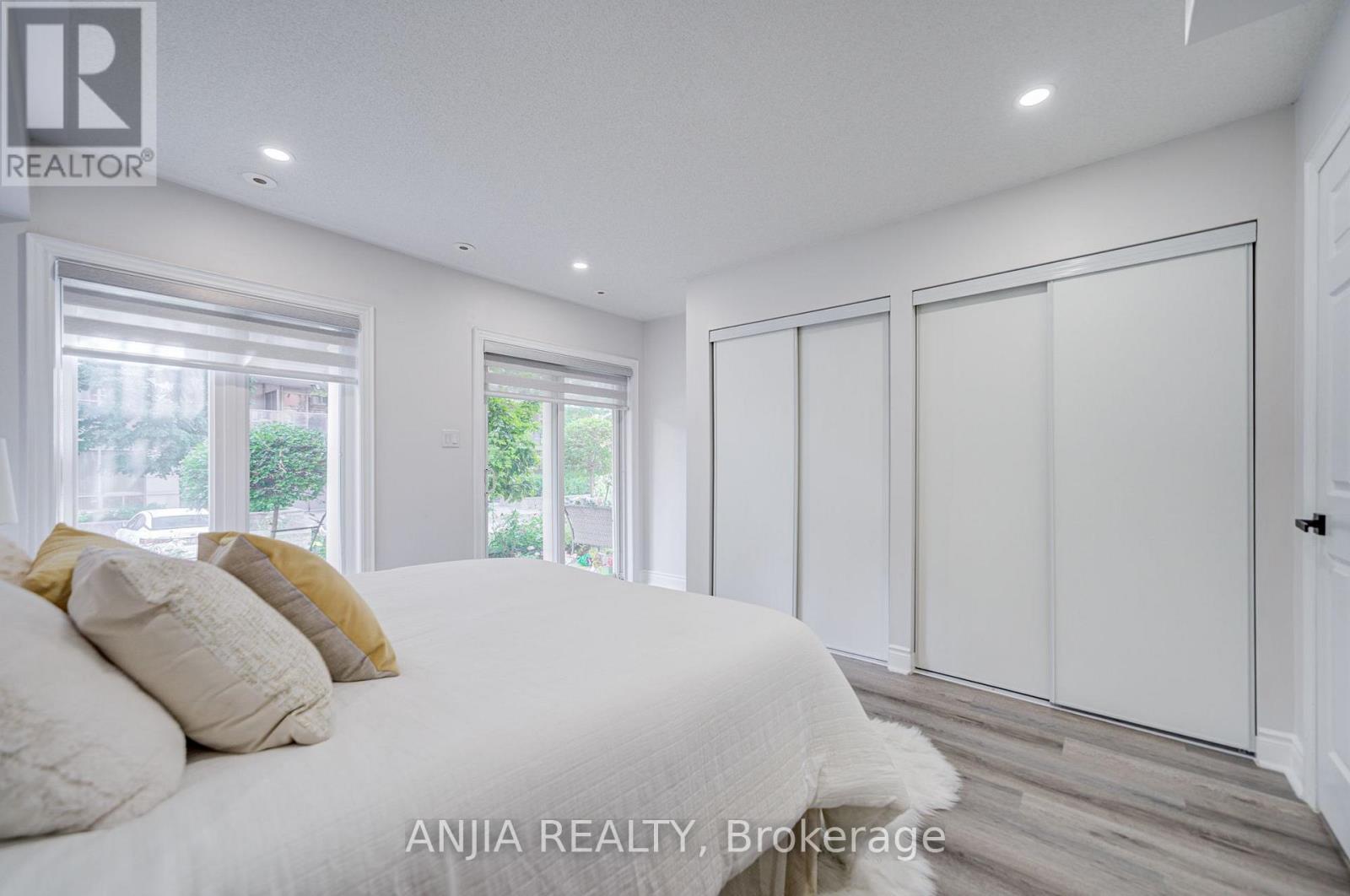 25 Galleria Parkway, Markham, Ontario  L3T 0A4 - Photo 12 - N13749646