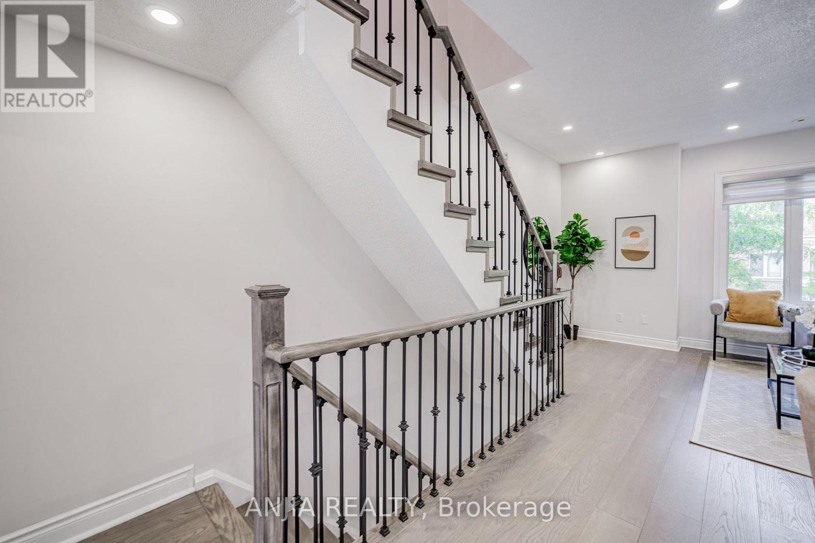 25 Galleria Parkway, Markham, Ontario  L3T 0A4 - Photo 27 - N13749646
