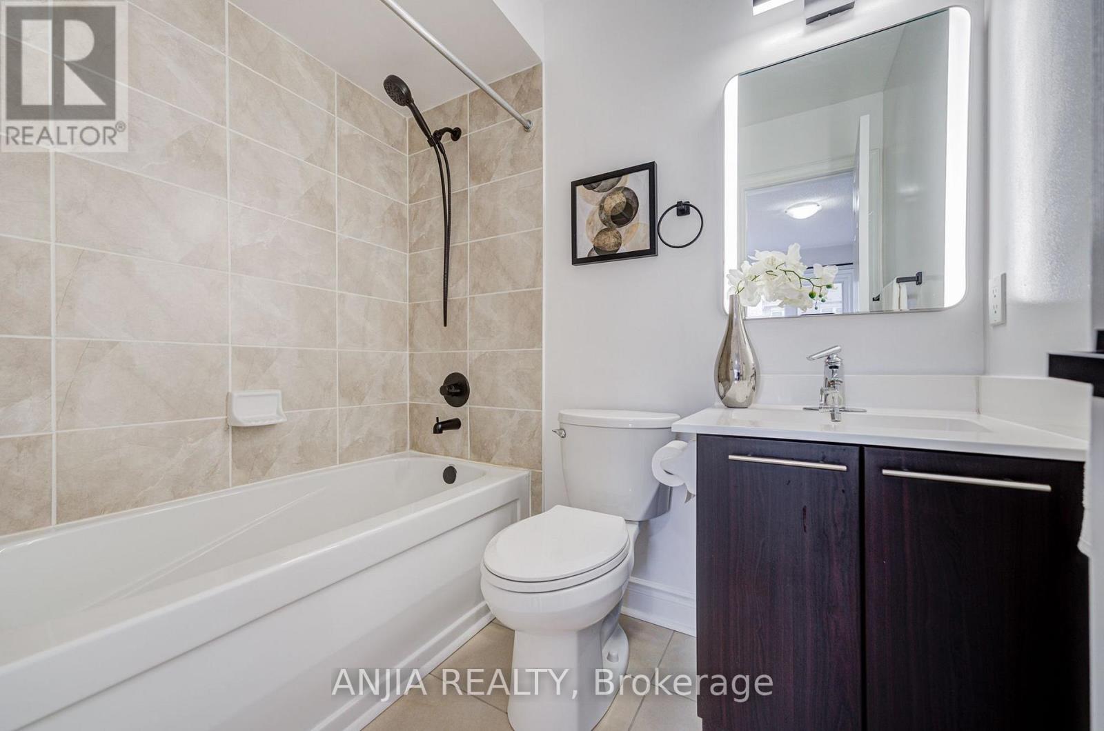 25 Galleria Parkway, Markham, Ontario  L3T 0A4 - Photo 36 - N13749646