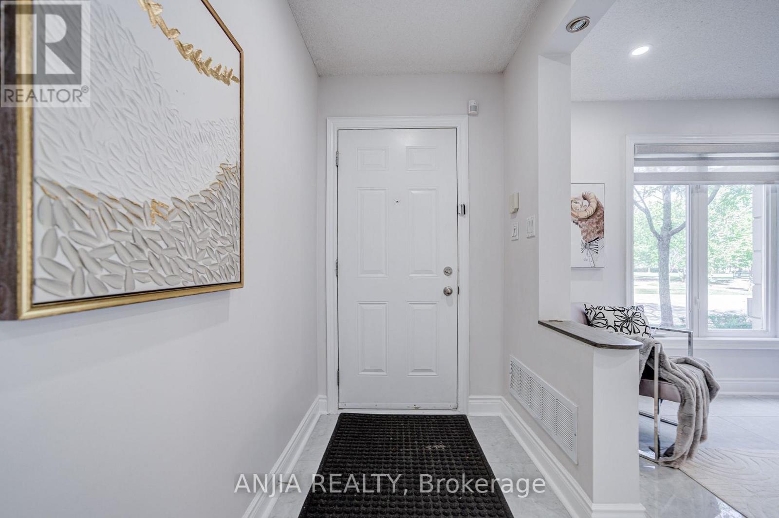 25 Galleria Parkway, Markham, Ontario  L3T 0A4 - Photo 4 - N13749646