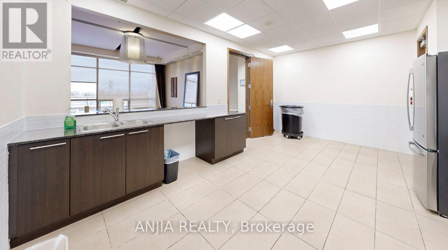 25 Galleria Parkway, Markham, Ontario  L3T 0A4 - Photo 41 - N13749646
