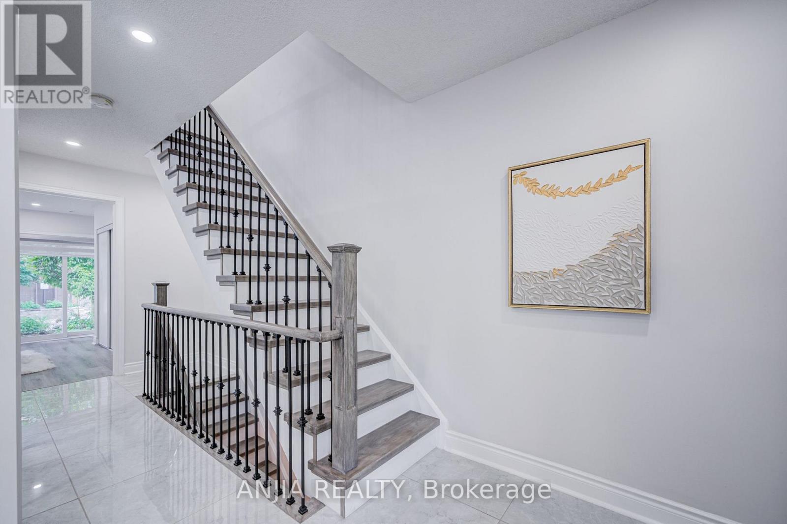25 Galleria Parkway, Markham, Ontario  L3T 0A4 - Photo 8 - N13749646