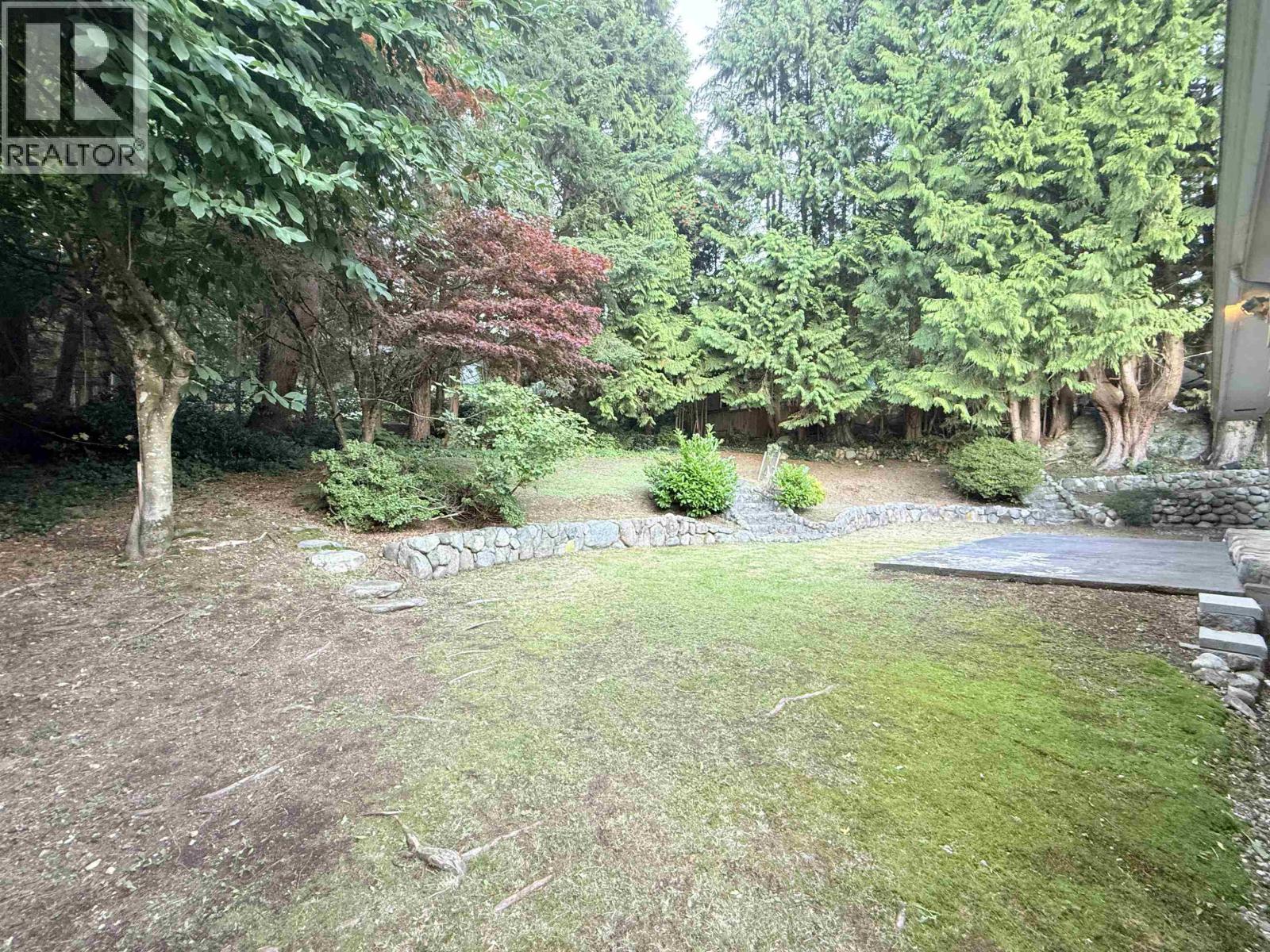 111 Bonnymuir Drive, West Vancouver, British Columbia  V7S 1L4 - Photo 20 - R3161884