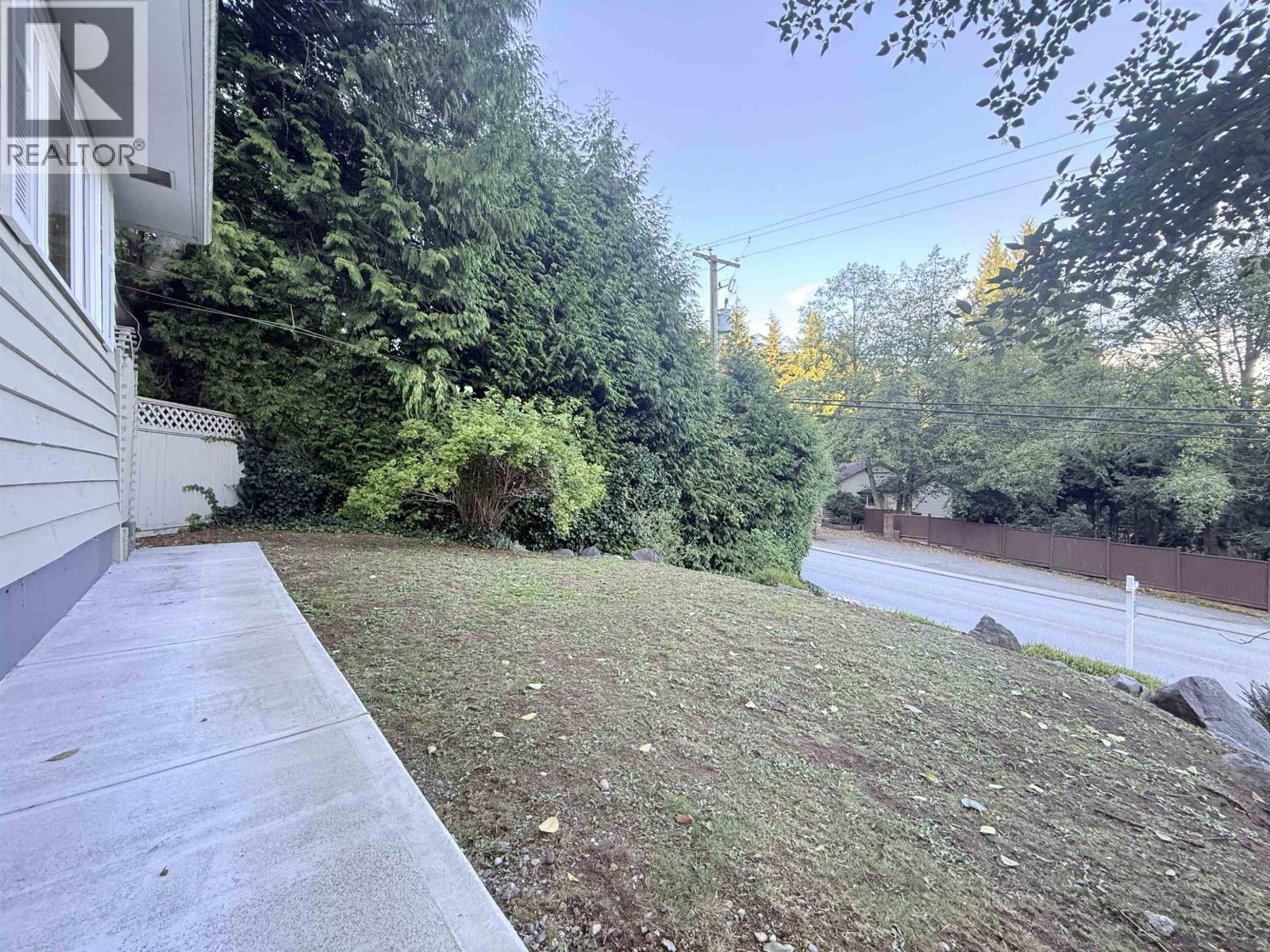 111 Bonnymuir Drive, West Vancouver, British Columbia  V7S 1L4 - Photo 25 - R3161884