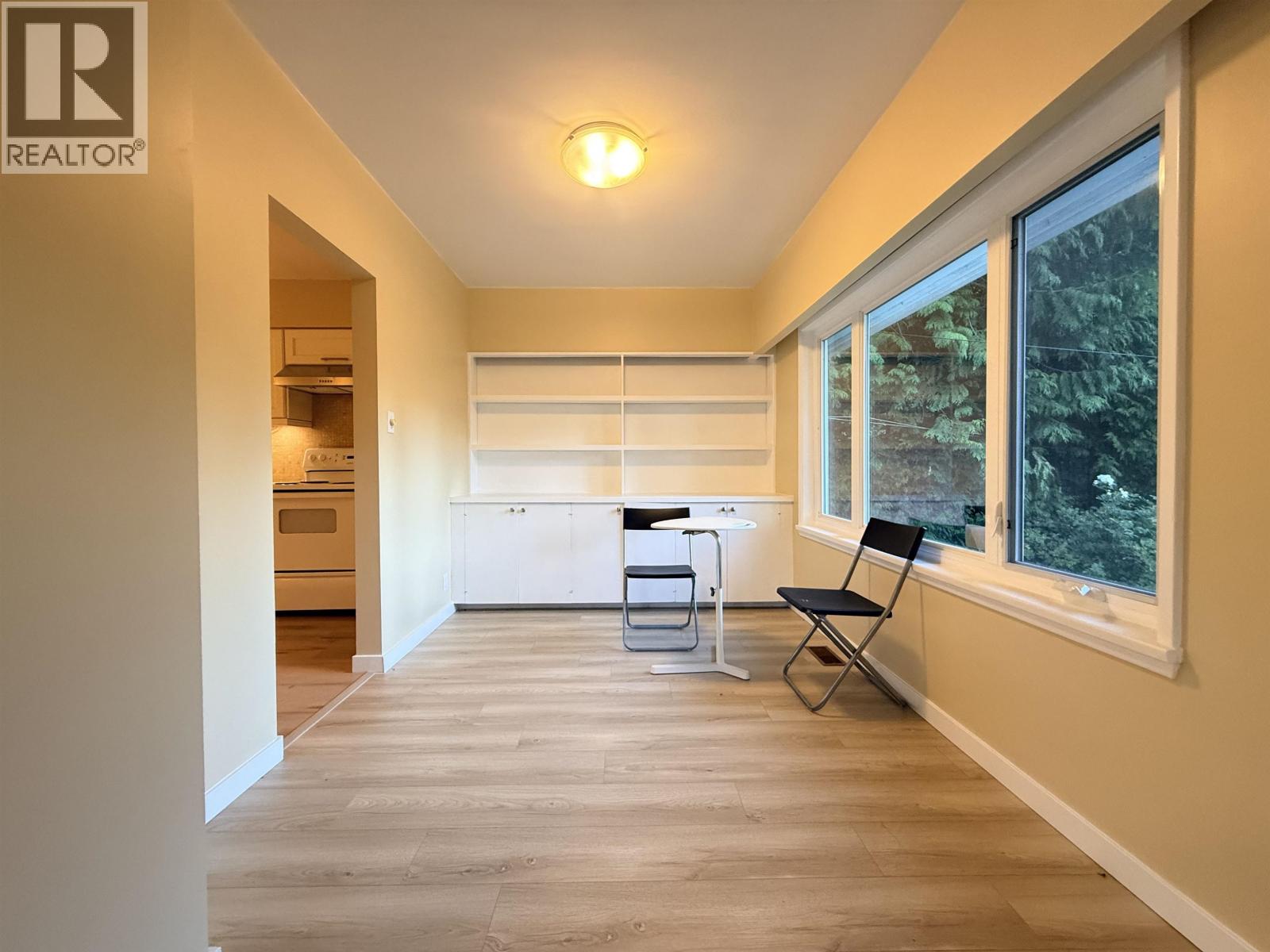 111 Bonnymuir Drive, West Vancouver, British Columbia  V7S 1L4 - Photo 3 - R3161884