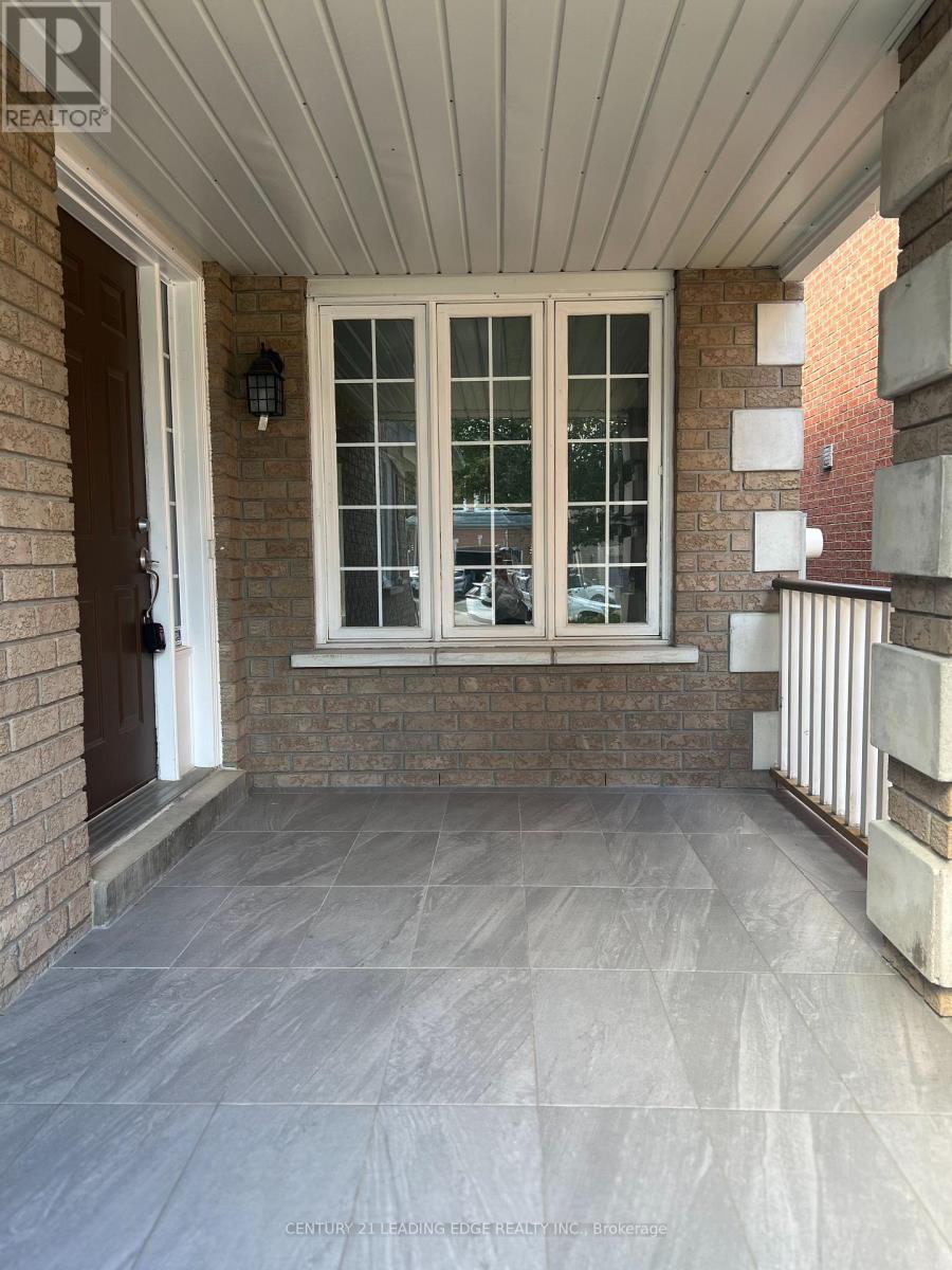 180 Stone Road, Aurora, Ontario  L4G 6Y9 - Photo 2 - N13706188