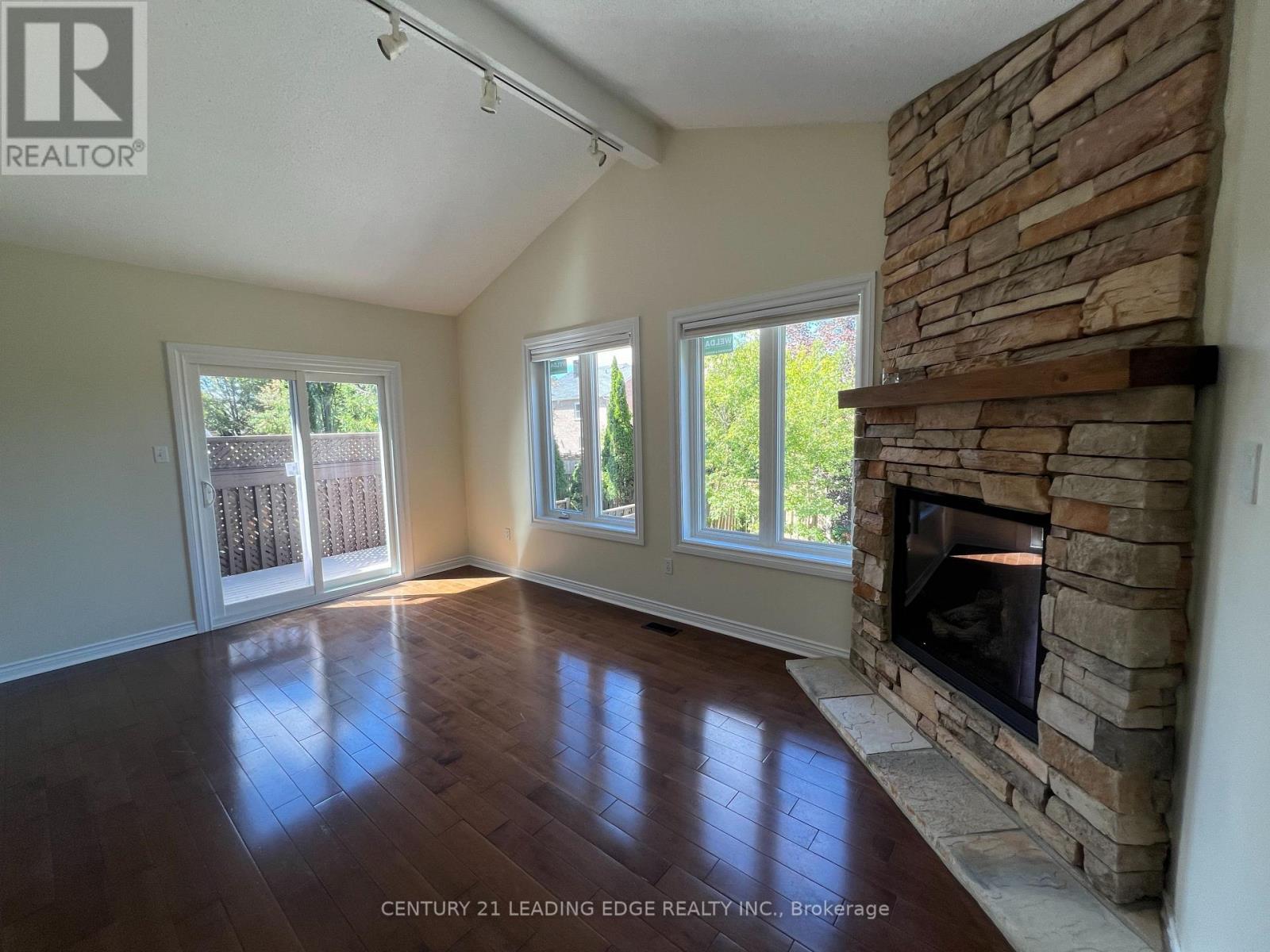 180 Stone Road, Aurora, Ontario  L4G 6Y9 - Photo 5 - N13706188