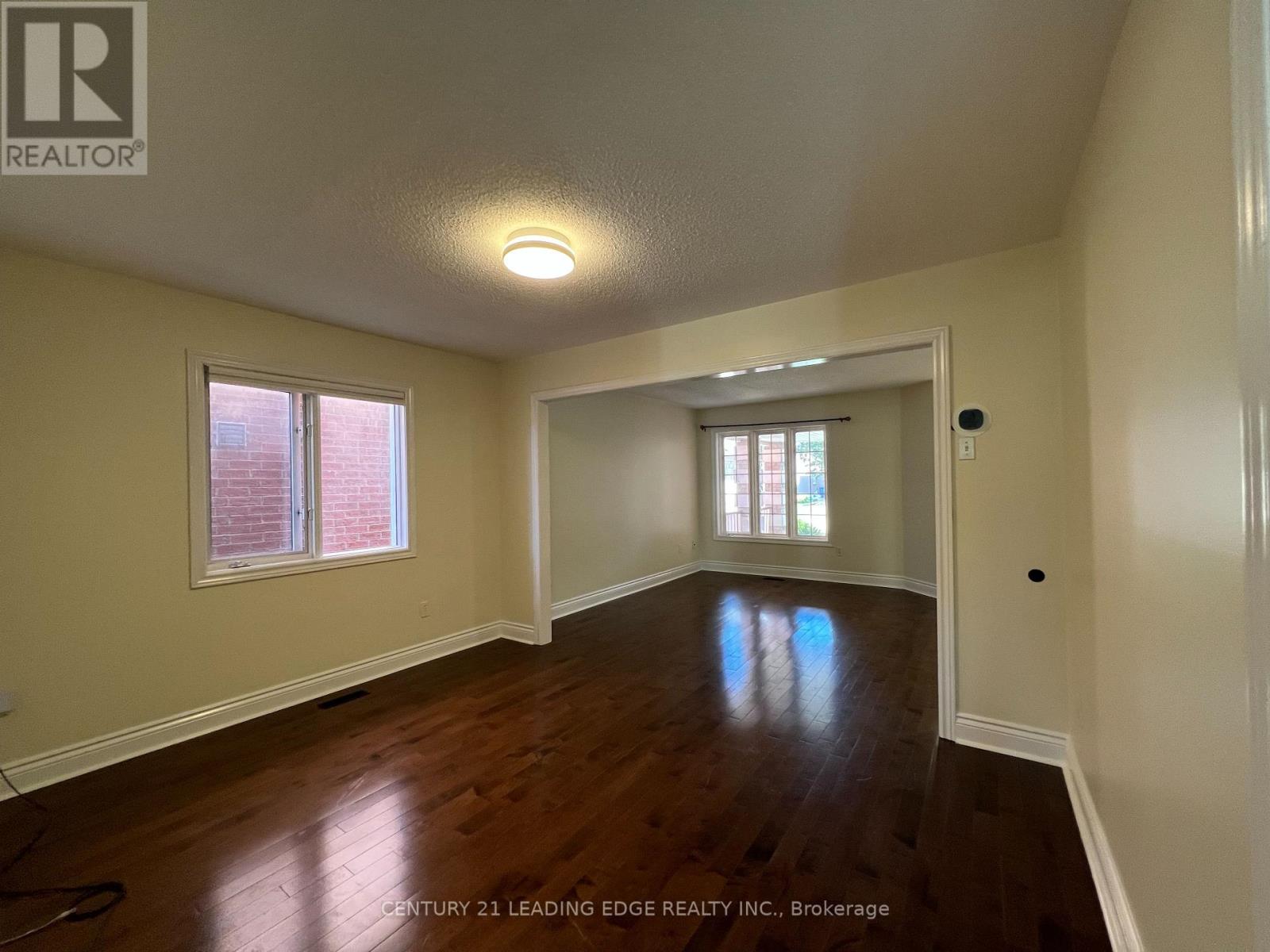 180 Stone Road, Aurora, Ontario  L4G 6Y9 - Photo 3 - N13706188