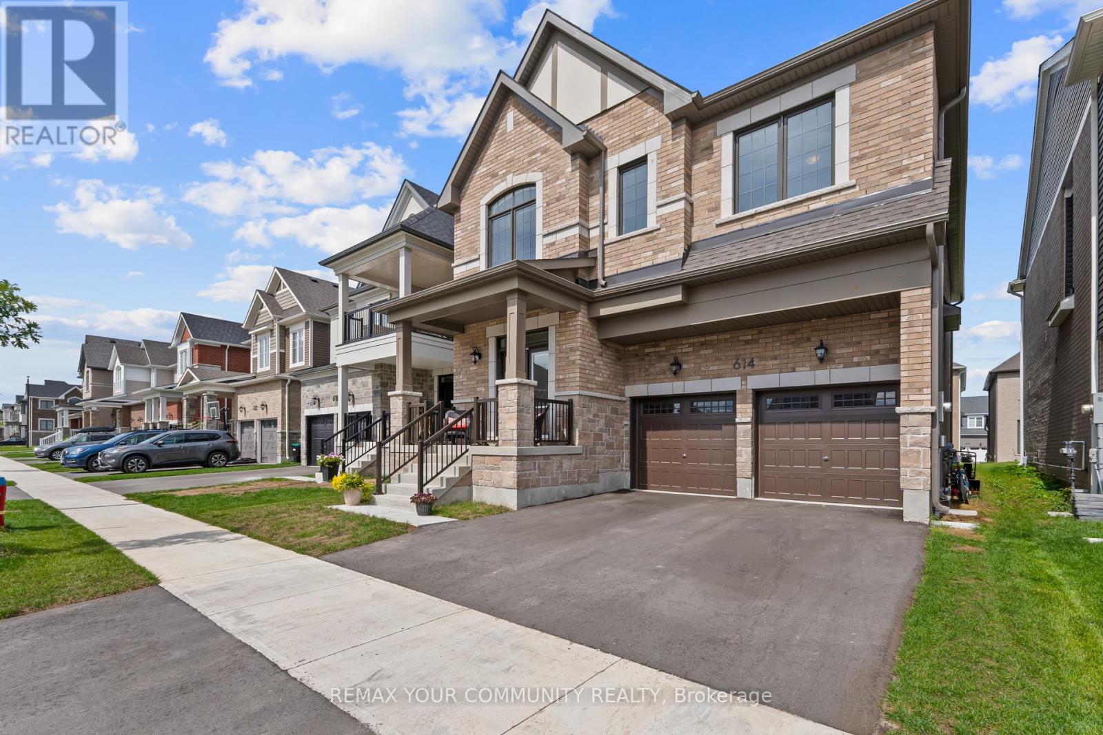 614 Newlove Street, Innisfil, Ontario  L9S 0S2 - Photo 3 - N13749636