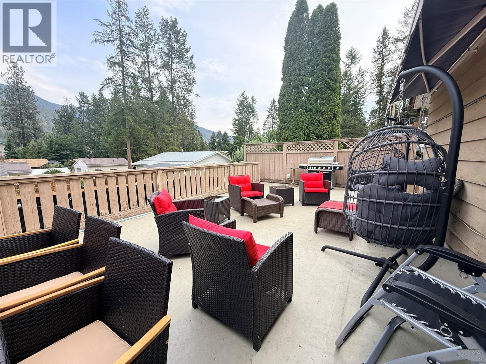 93 Holmes Road, Christina Lake, British Columbia  V0H 1E0 - Photo 34 - 10399519