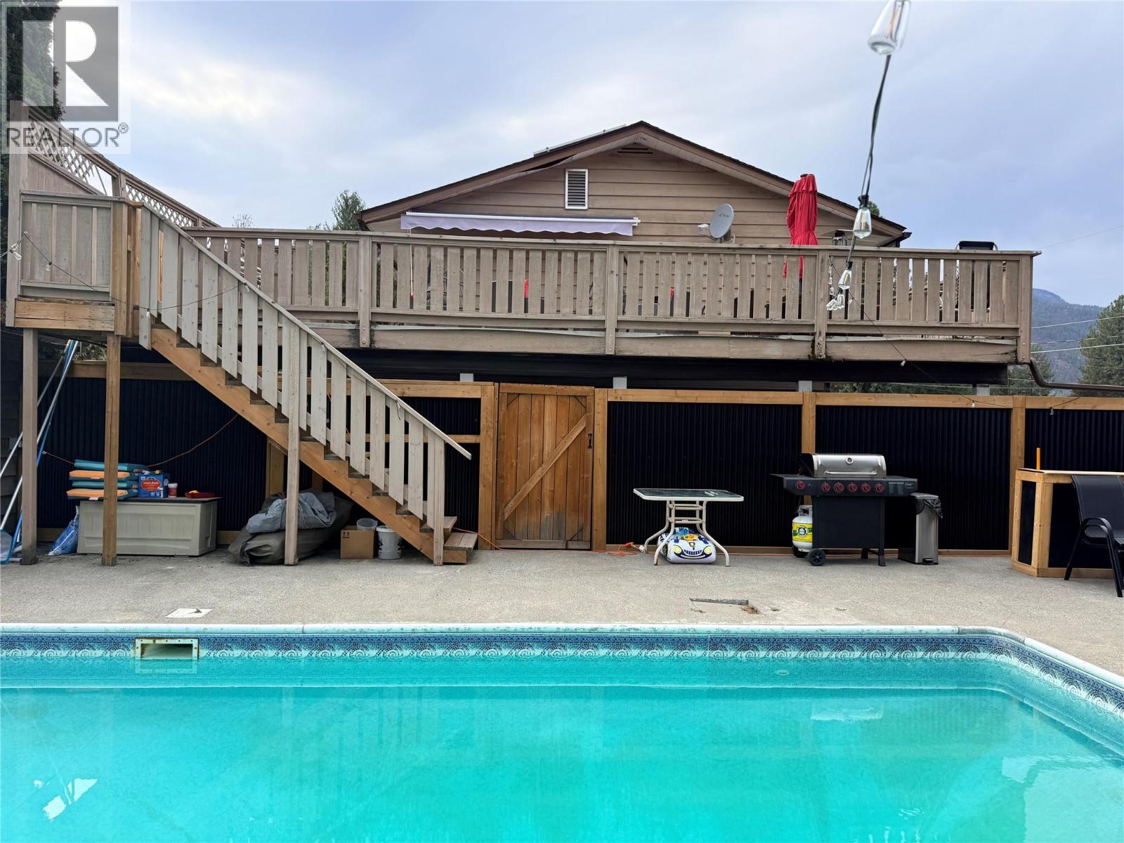93 Holmes Road, Christina Lake, British Columbia  V0H 1E0 - Photo 9 - 10399519