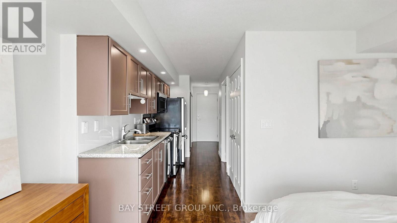1134 - 250 Wellington Street W, Toronto, Ontario  M5V 3P6 - Photo 13 - C13749698