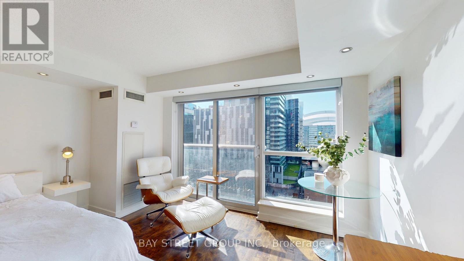 1134 - 250 Wellington Street W, Toronto, Ontario  M5V 3P6 - Photo 6 - C13749698