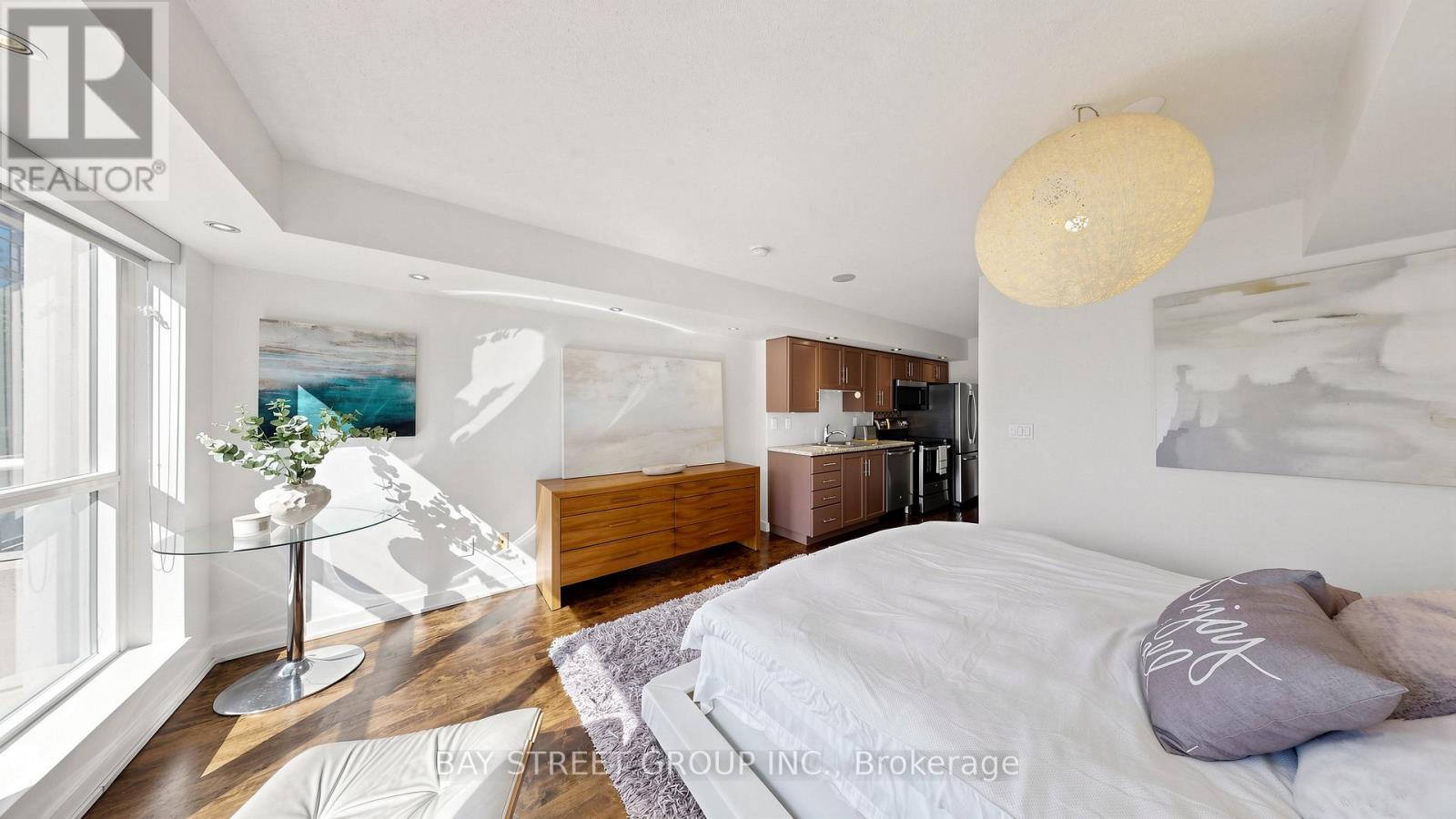 1134 - 250 Wellington Street W, Toronto, Ontario  M5V 3P6 - Photo 8 - C13749698