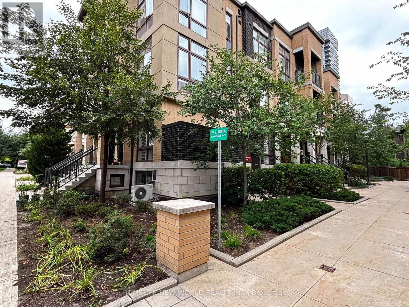 45 - 19 ELDORA AVENUE, Toronto, Ontario