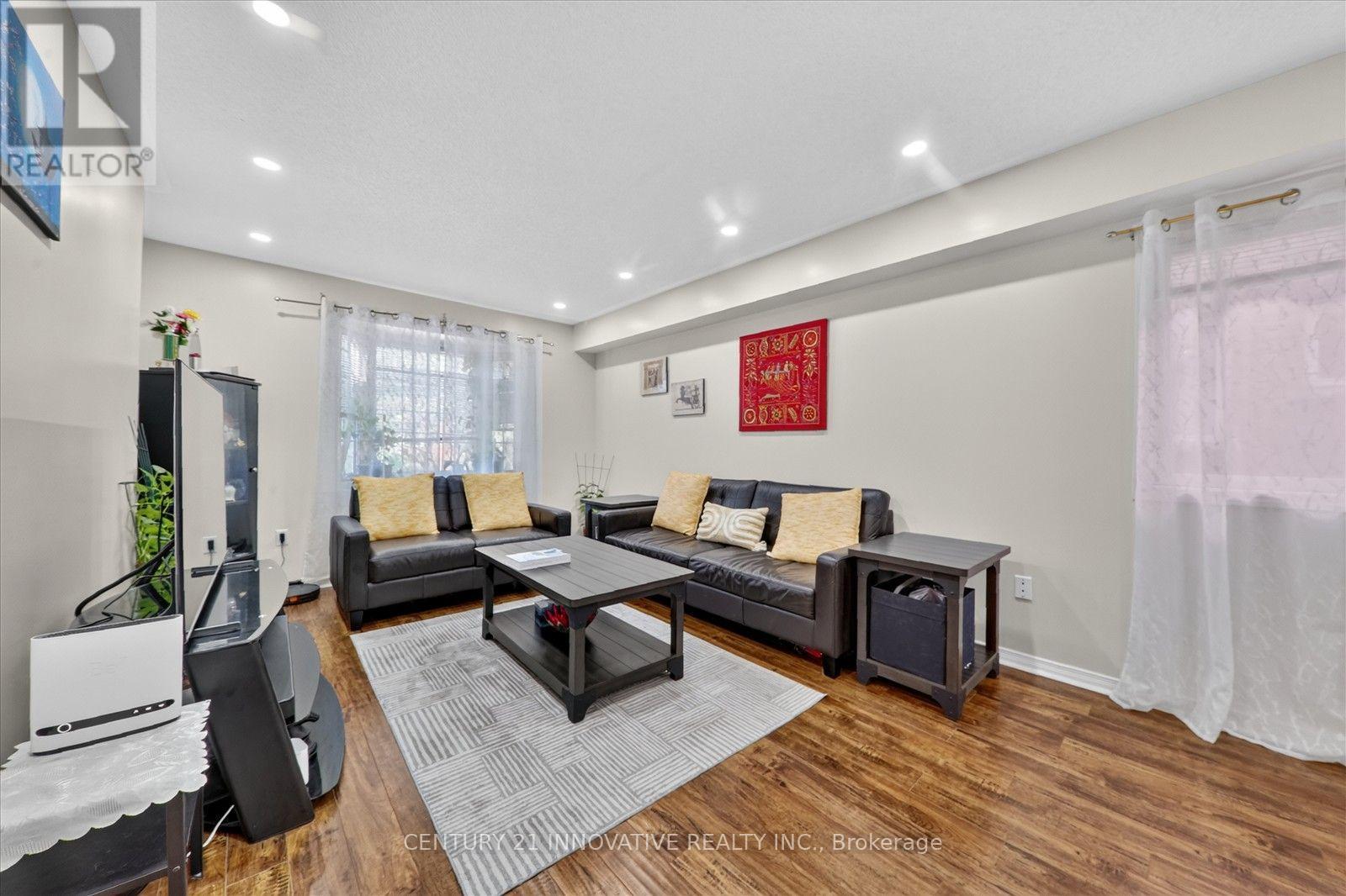 28 Eli Shackleton Court, Toronto, Ontario  M1E 5K3 - Photo 12 - E13749680