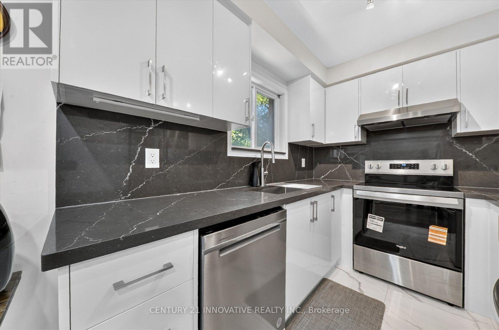 28 Eli Shackleton Court, Toronto, Ontario  M1E 5K3 - Photo 17 - E13749680