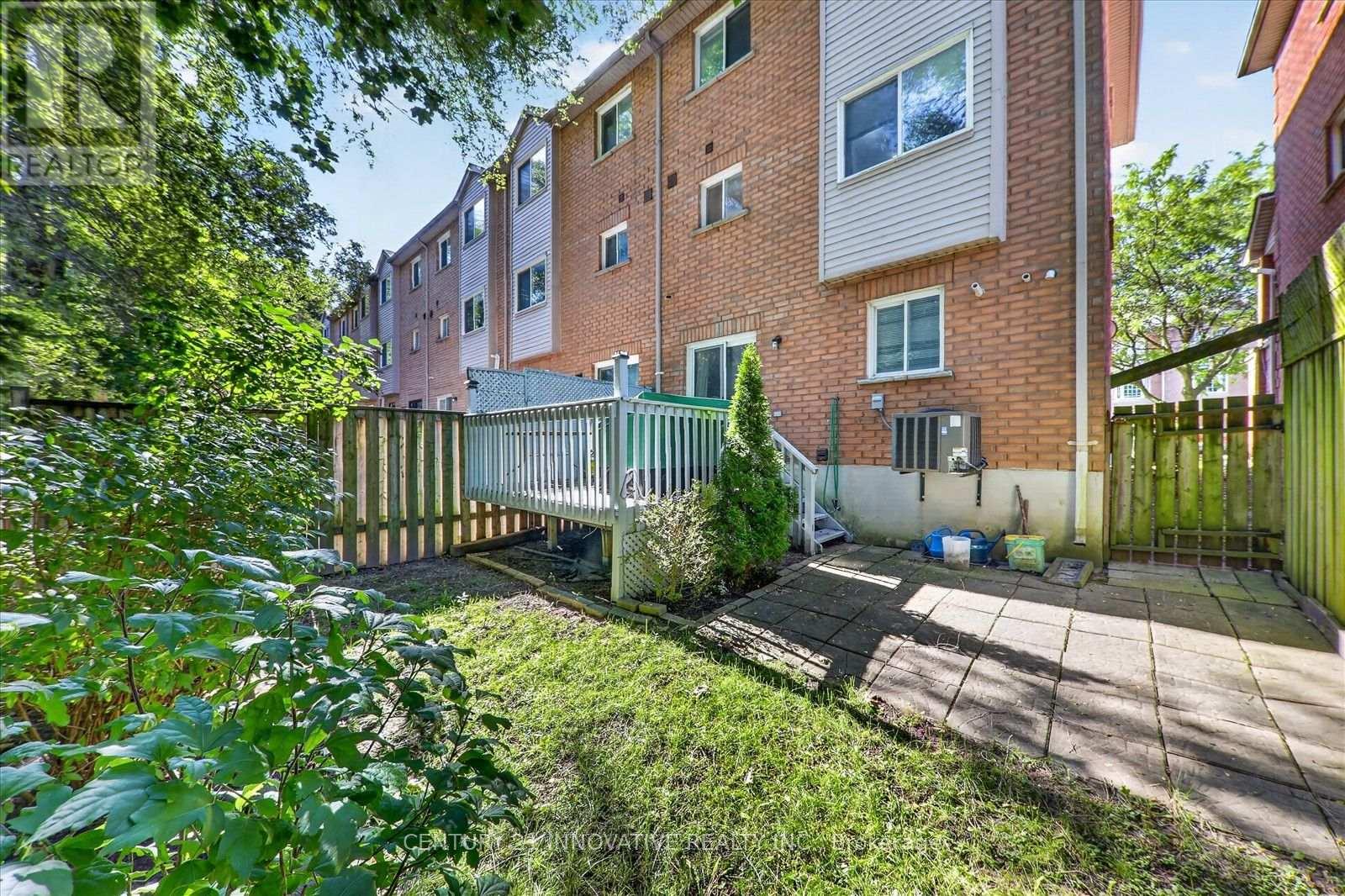 28 Eli Shackleton Court, Toronto, Ontario  M1E 5K3 - Photo 36 - E13749680