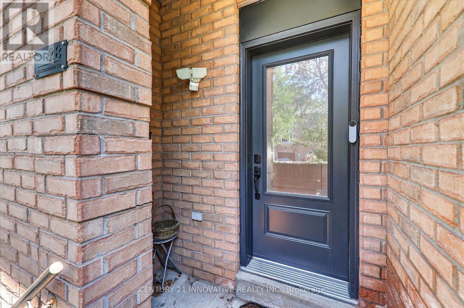 28 Eli Shackleton Court, Toronto, Ontario  M1E 5K3 - Photo 8 - E13749680