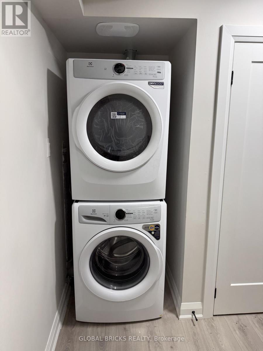 Unit 3- Lower - 101 Minerva Avenue, Toronto, Ontario  M1M 1V8 - Photo 13 - E13749714