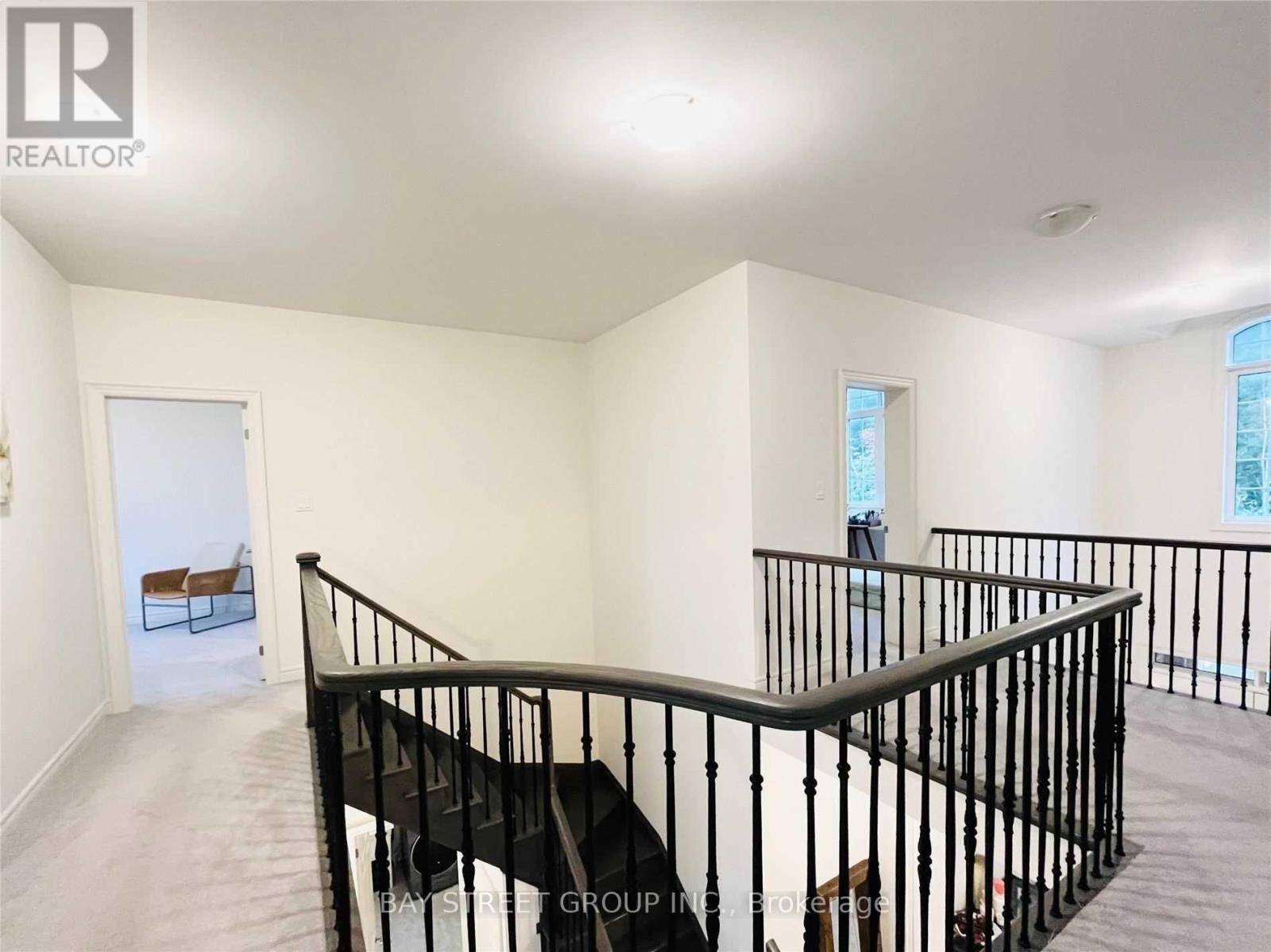 25 Mcisaac Drive, Springwater, Ontario  L9X 2A2 - Photo 19 - S13749658