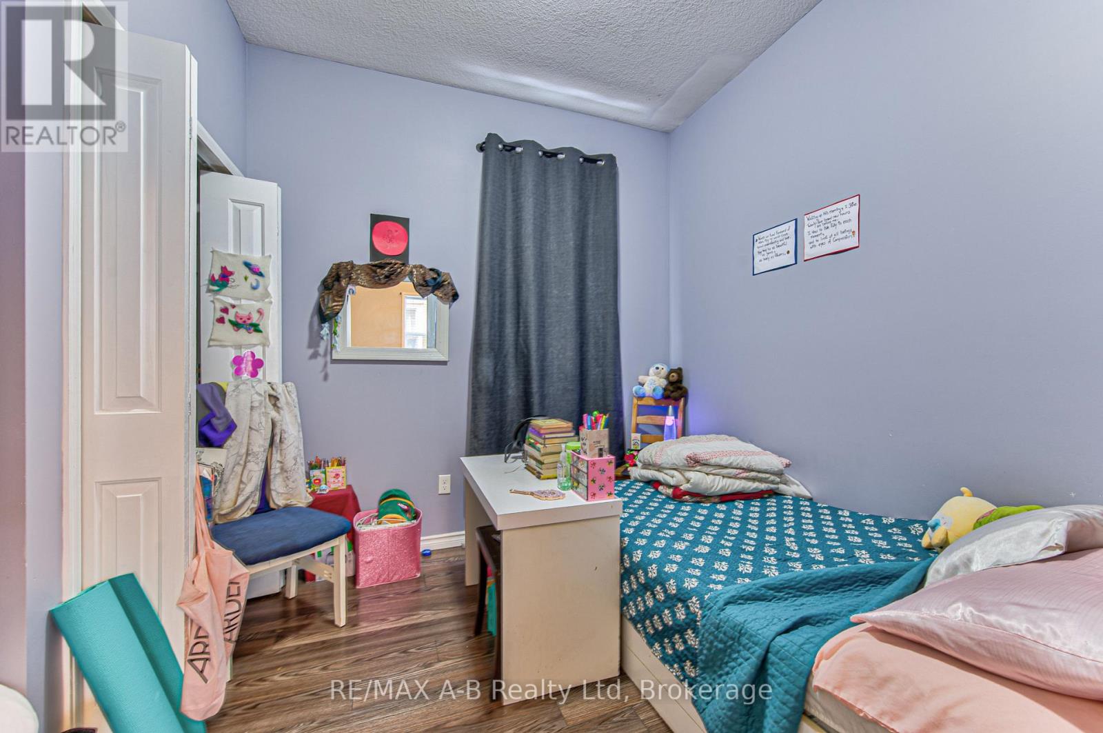 40 Douro Street, Stratford, Ontario  N5A 3R3 - Photo 15 - X13749664