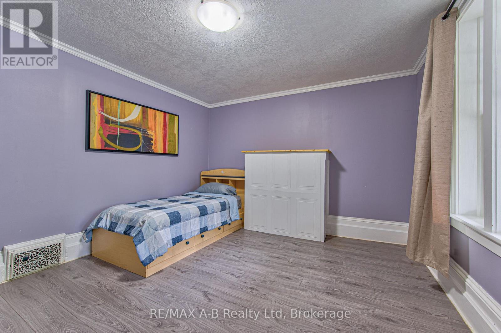 40 Douro Street, Stratford, Ontario  N5A 3R3 - Photo 16 - X13749664