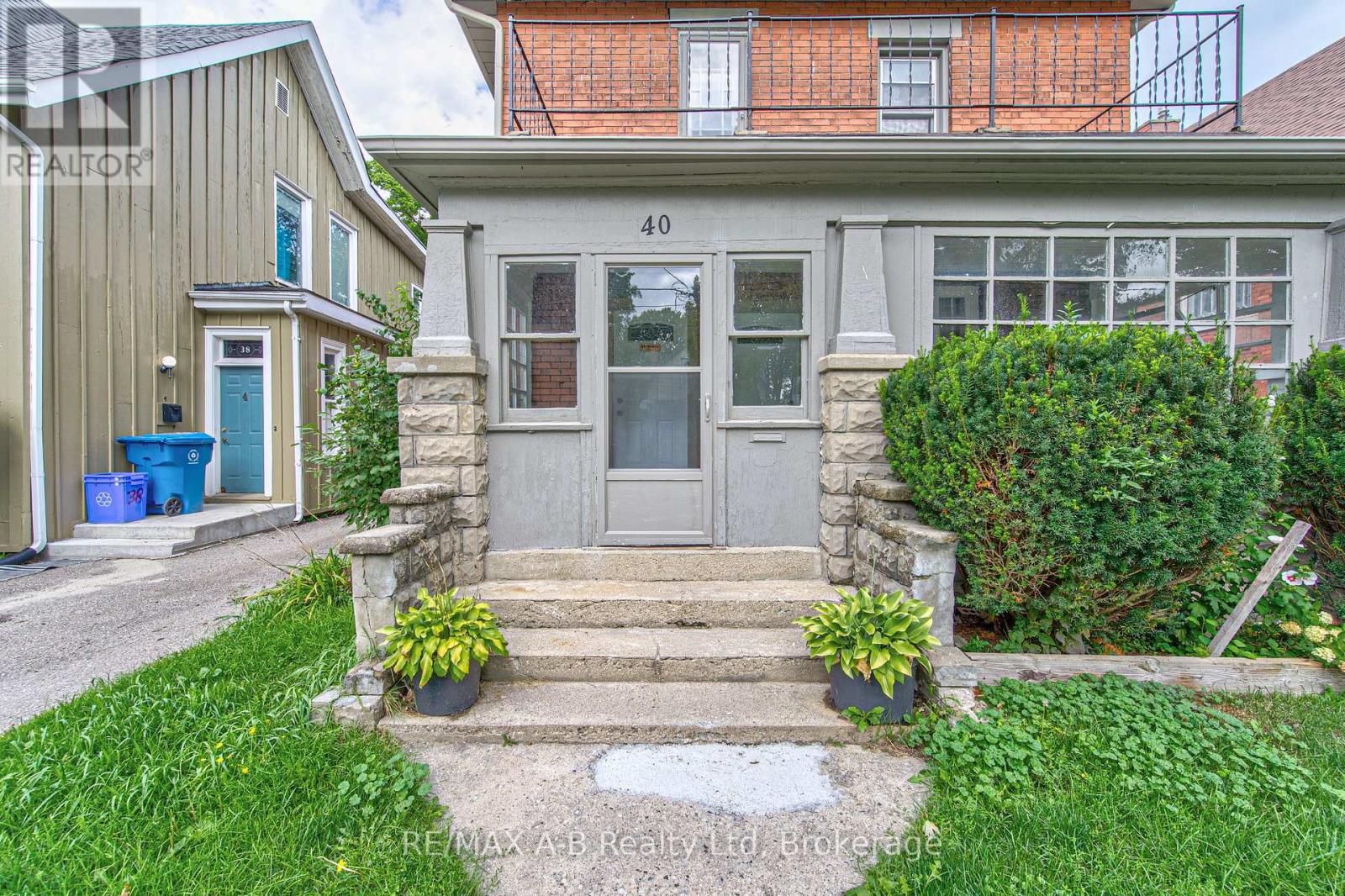 40 Douro Street, Stratford, Ontario  N5A 3R3 - Photo 3 - X13749664