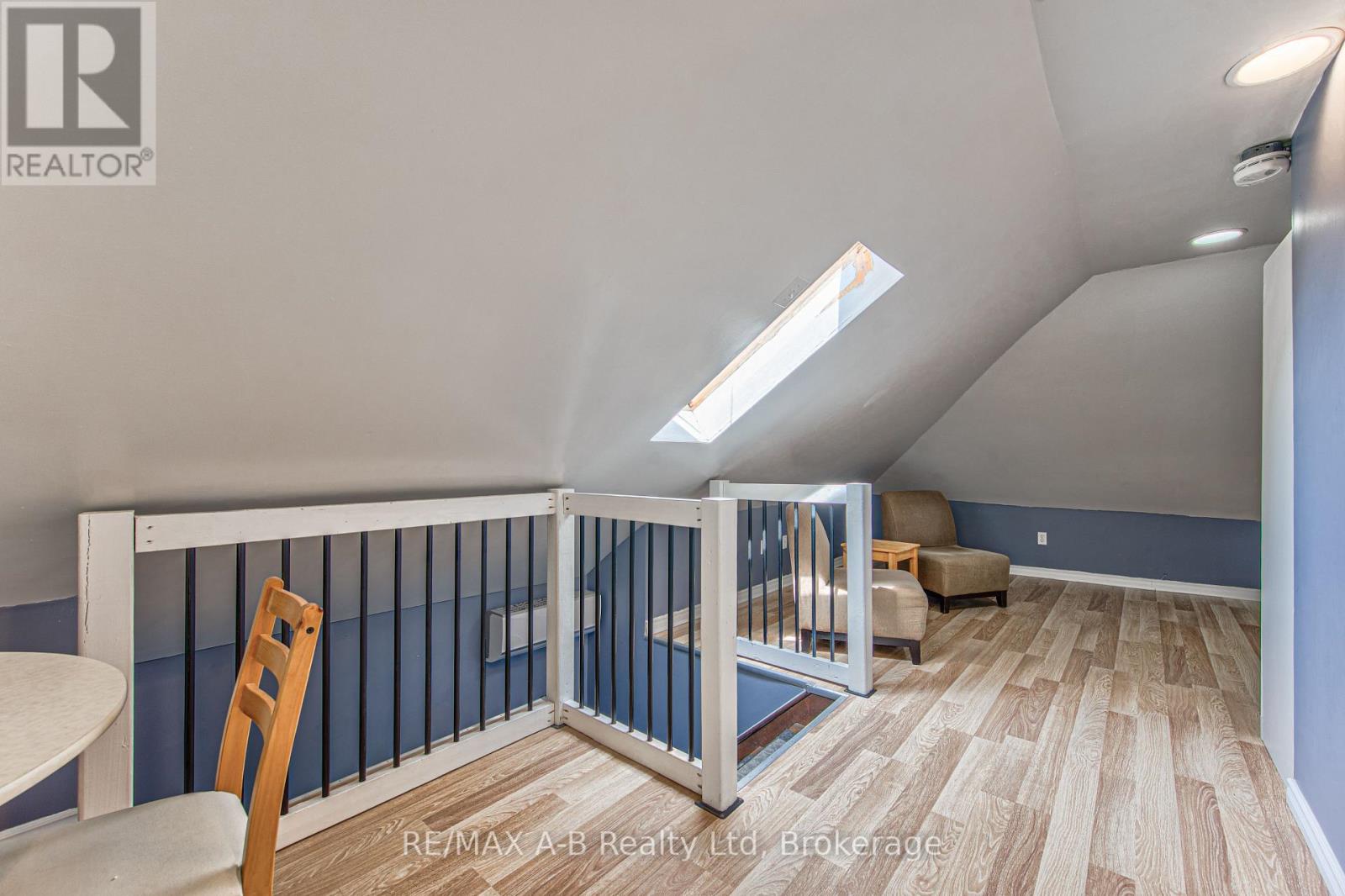 40 Douro Street, Stratford, Ontario  N5A 3R3 - Photo 34 - X13749664