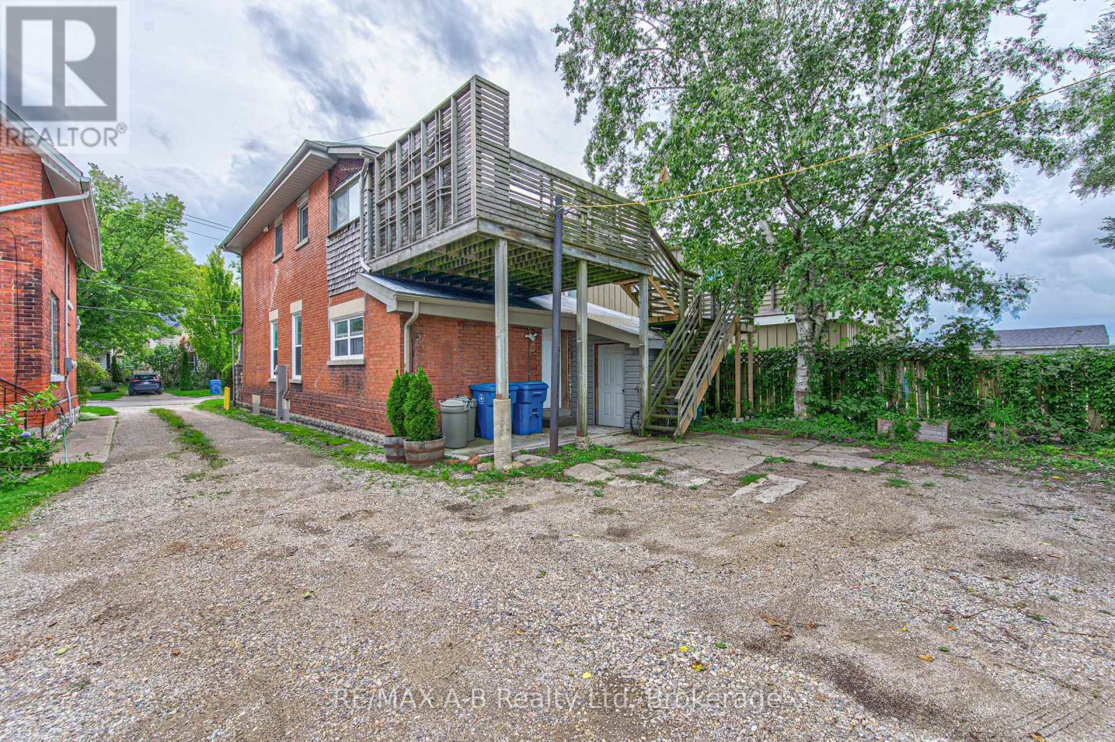 40 Douro Street, Stratford, Ontario  N5A 3R3 - Photo 41 - X13749664