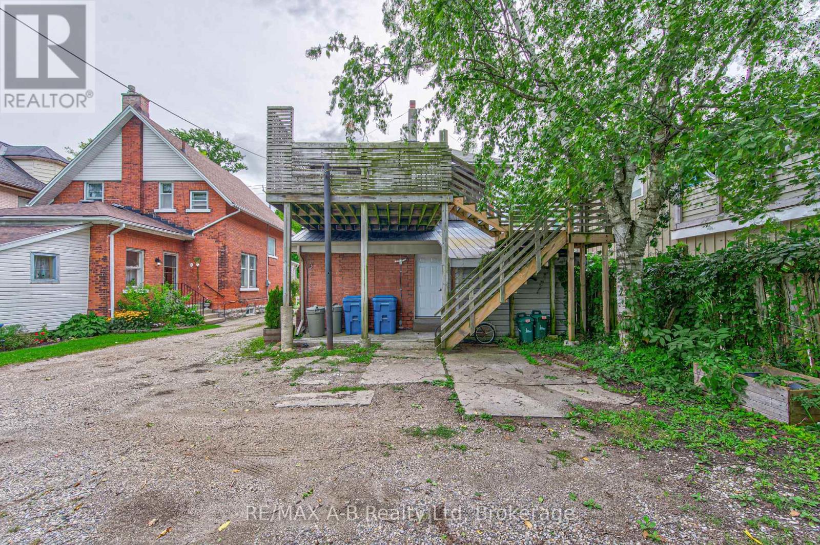 40 Douro Street, Stratford, Ontario  N5A 3R3 - Photo 45 - X13749664