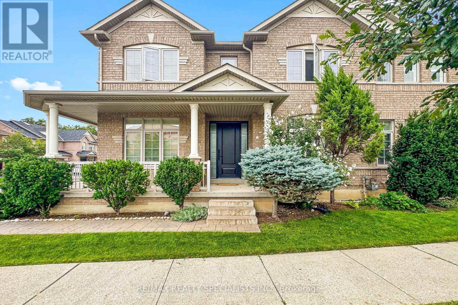 1239 Fox Crescent, Milton, Ontario  L9T 0S7 - Photo 2 - W13749700