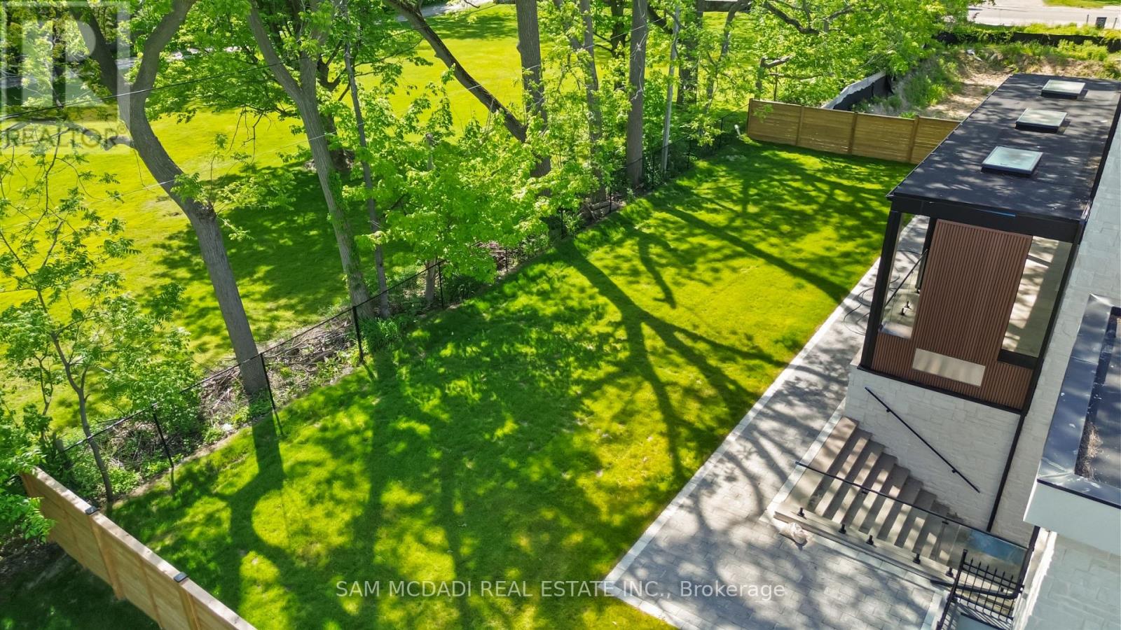 84 Pebbleridge Place, Oakville, Ontario  L6K 3Y4 - Photo 49 - W13749712