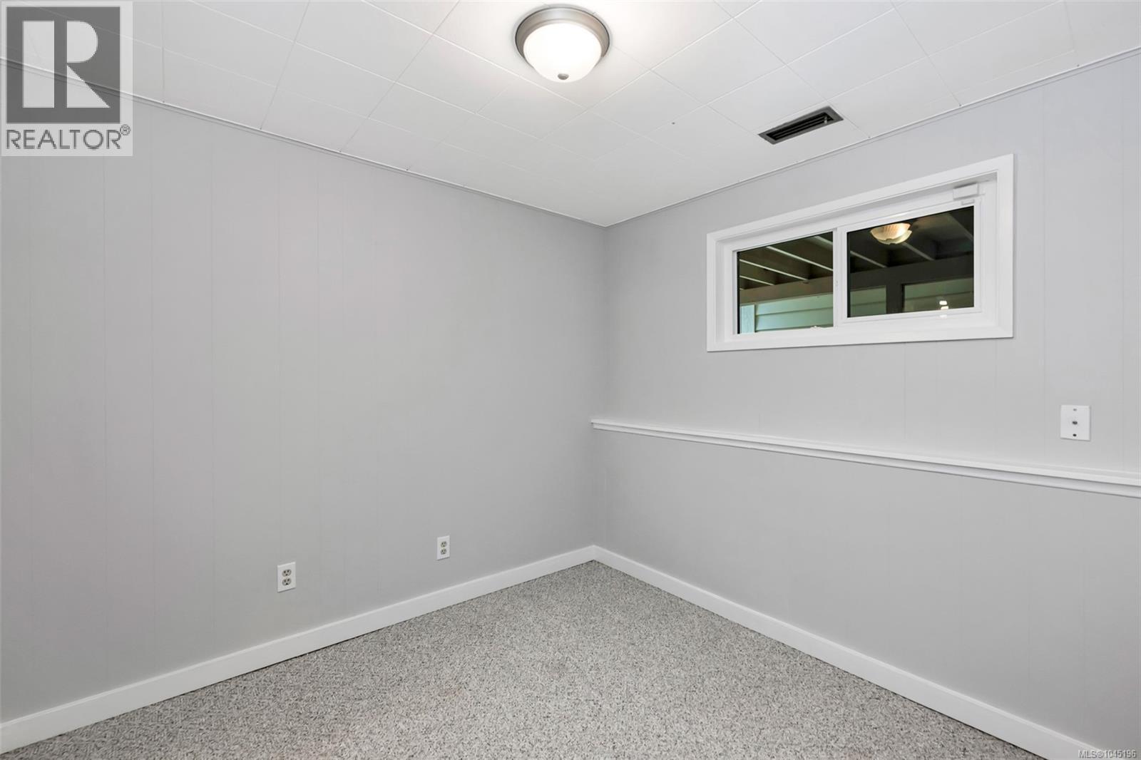 1656 Stanhope Pl, Saanich, British Columbia  V8P 1Y1 - Photo 32 - 1045196