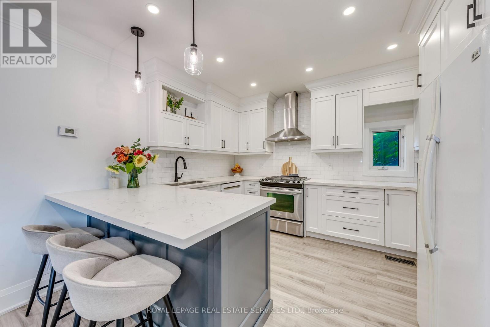 6 Rembe Avenue, Hamilton, Ontario  L8H 7G6 - Photo 17 - X13749696